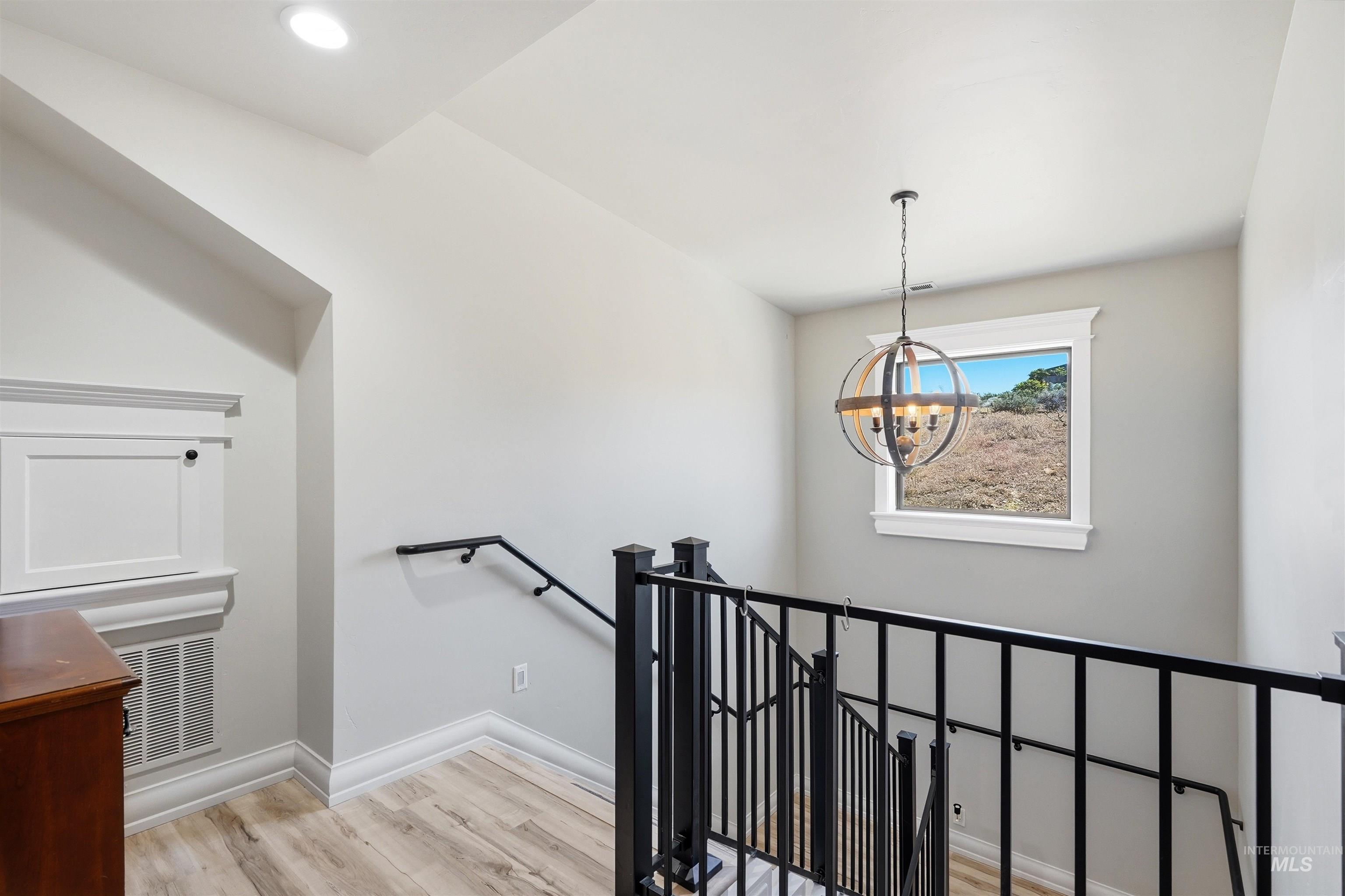 4522 Snake River Mesa Rd, Buhl, Idaho 83316-5146, 3 Bedrooms, 3 Bathrooms, Residential For Sale, Price $875,000,MLS 98990545