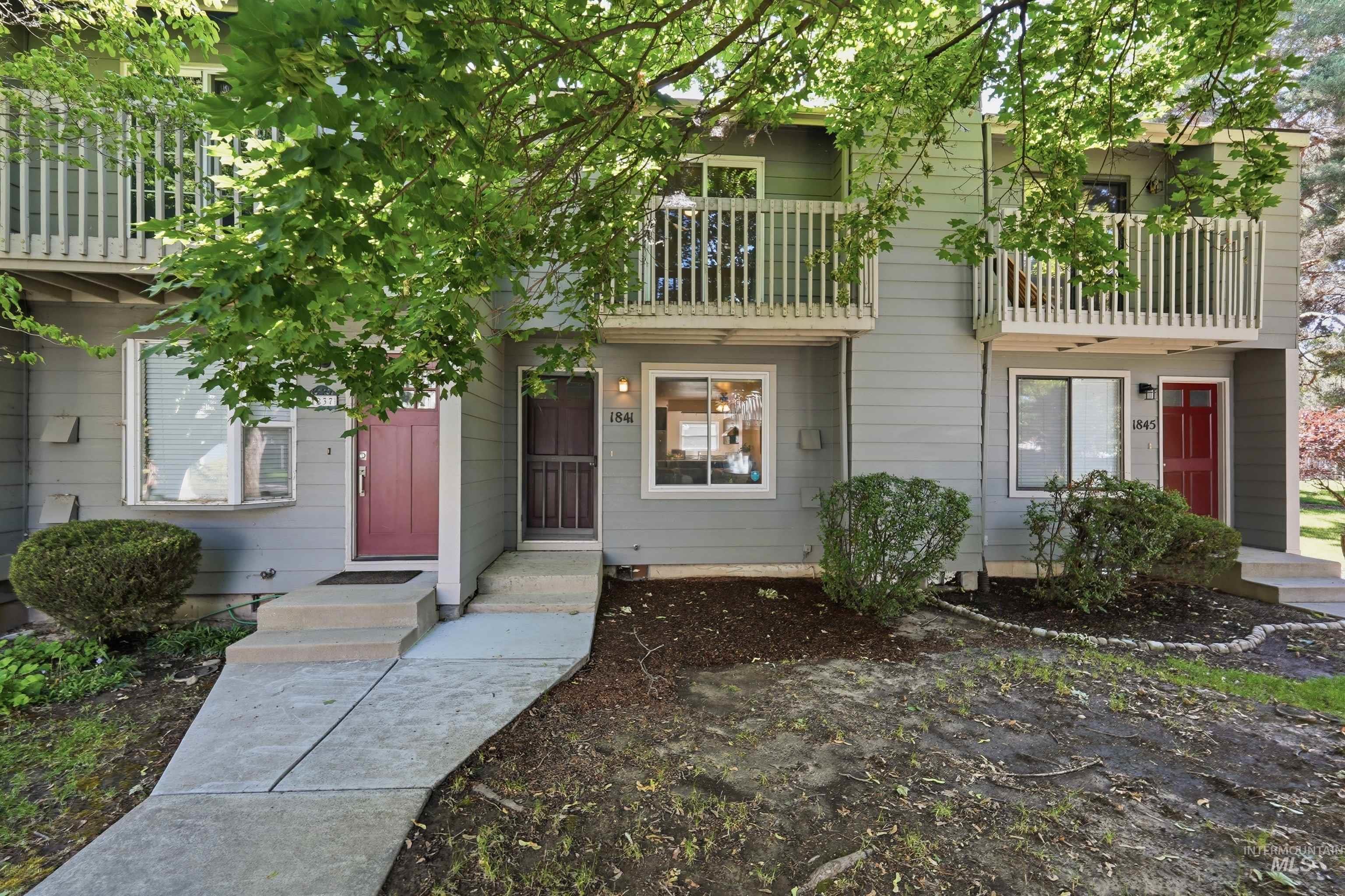 1841 E Old Saybrook Ln, Boise, Idaho 83706, 2 Bedrooms, 1.5 Bathrooms, Residential For Sale, Price $355,000,MLS 98990546
