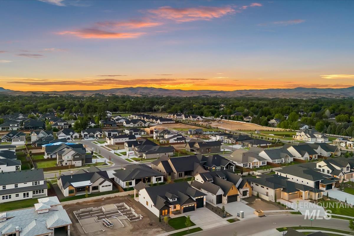 3454 W Golden Barrel St., Eagle, Idaho 83616, 4 Bedrooms, 2.5 Bathrooms, Residential For Sale, Price $1,124,990, 98990549