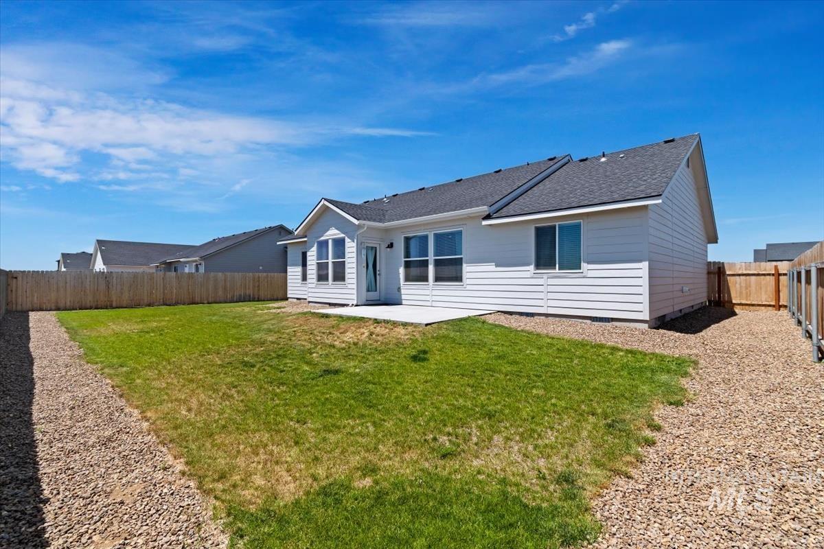 1015 SW Besra, Mountain Home, Idaho 83647, 4 Bedrooms, 2 Bathrooms, Residential For Sale, Price $389,900, 98990551