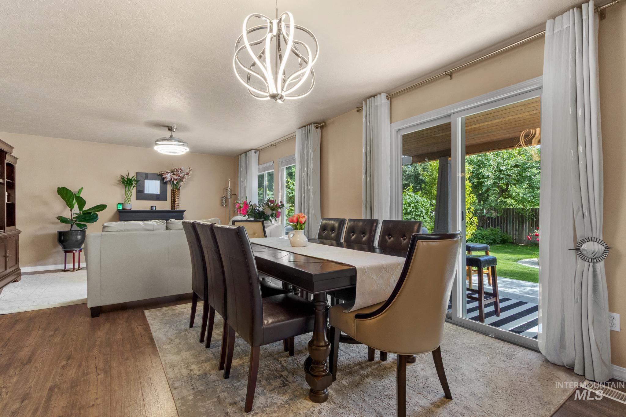 155 E Moskee St., Meridian, Idaho 83646, 4 Bedrooms, 2.5 Bathrooms, Residential For Sale, Price $525,000, 98990552