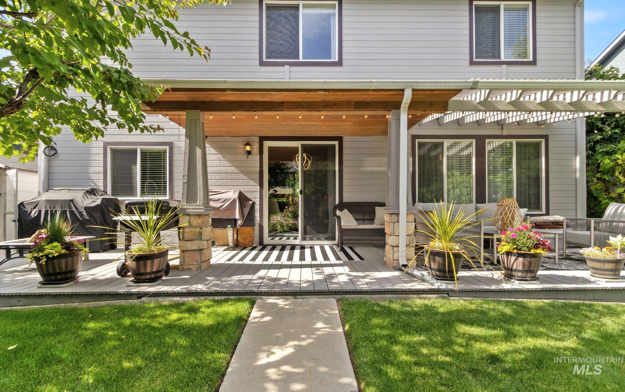 155 E Moskee St., Meridian, Idaho 83646, 4 Bedrooms, 2.5 Bathrooms, Residential For Sale, Price $525,000, 98990552