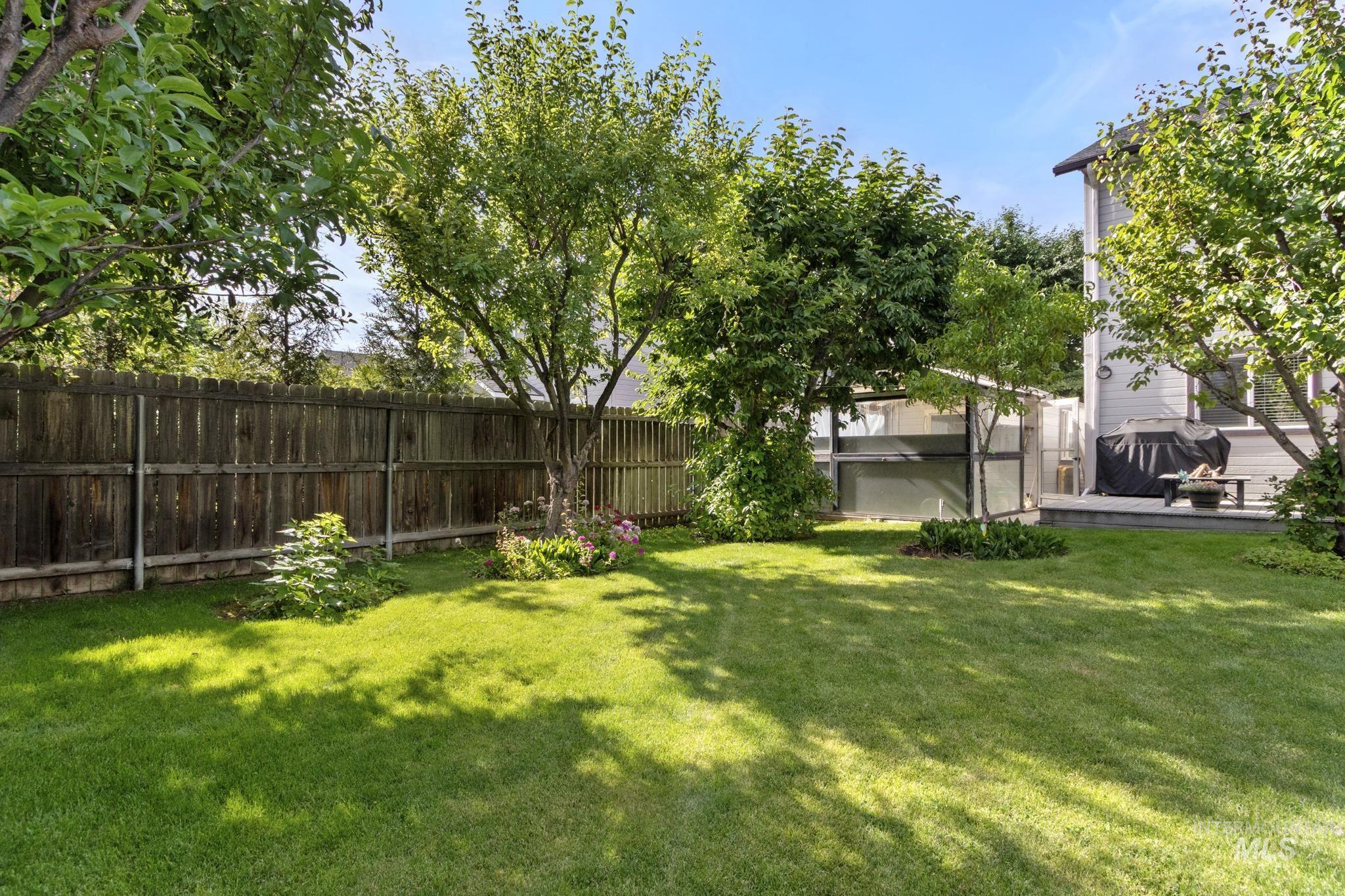 155 E Moskee St., Meridian, Idaho 83646, 4 Bedrooms, 2.5 Bathrooms, Residential For Sale, Price $525,000, 98990552
