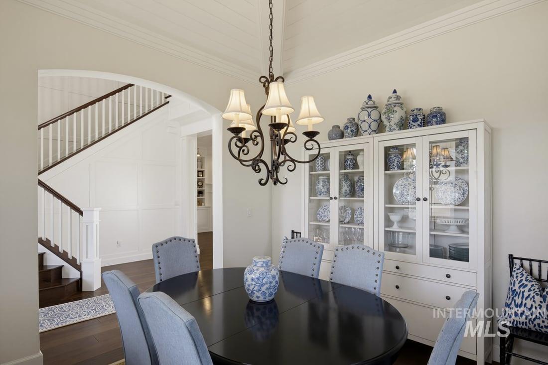 939 S Lake Pointe Way, Eagle, Idaho 83616, 4 Bedrooms, 3.5 Bathrooms, Residential For Sale, Price $1,624,900,MLS 98990556