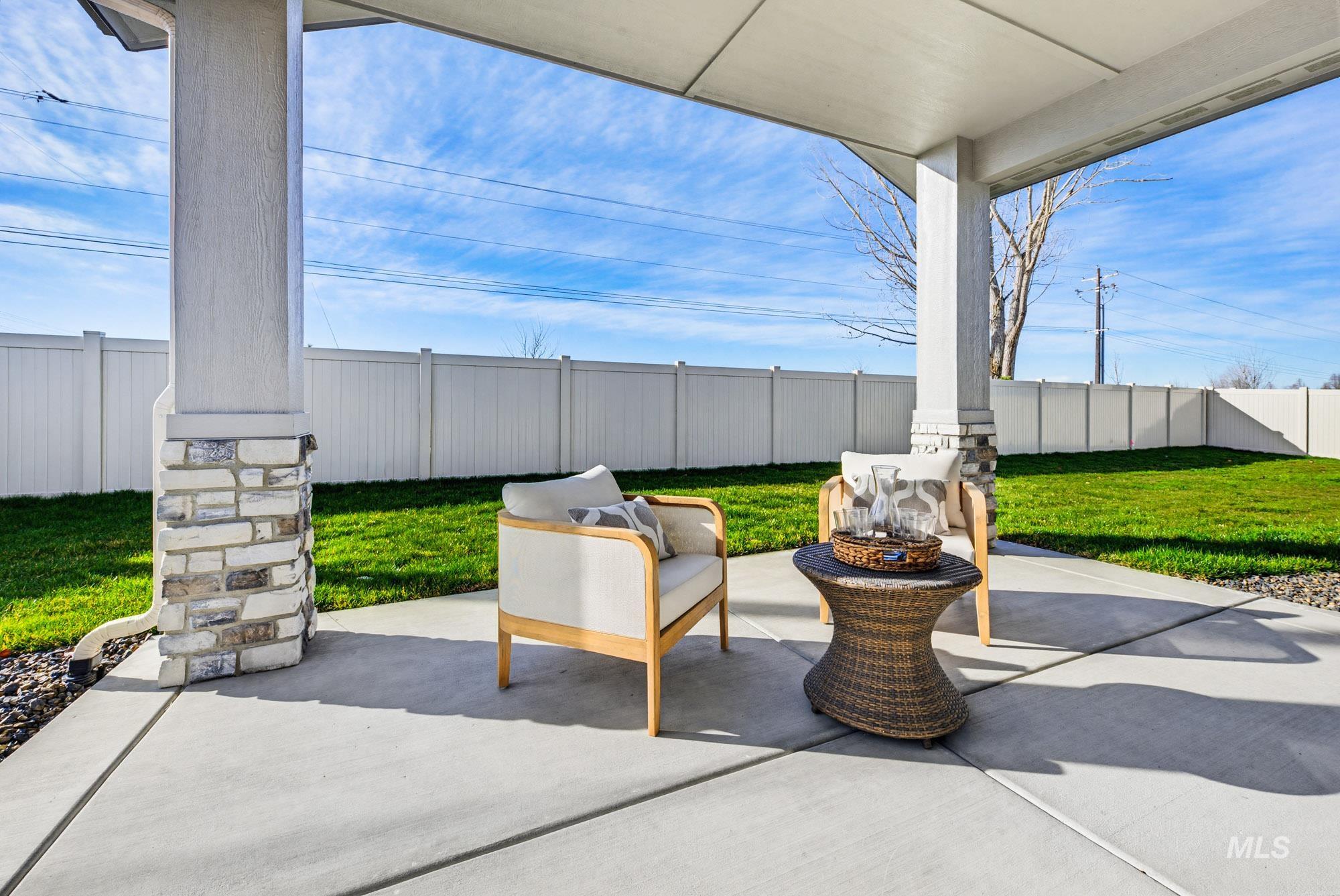 9675 W Snow Wolf Ln, Star, Idaho 83669, 3 Bedrooms, 2 Bathrooms, Residential For Sale, Price $609,900,MLS 98990559