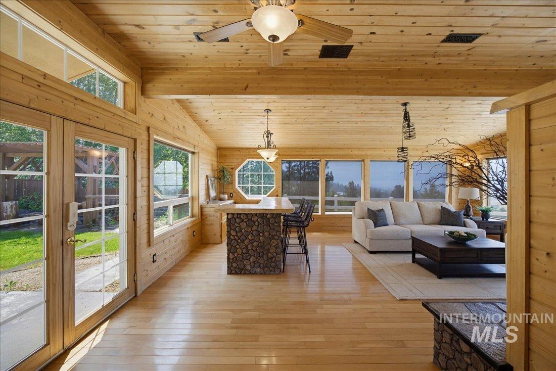 37 Valley Vista Dr, Garden Valley, Idaho 83622, 5 Bedrooms, 2.5 Bathrooms, Residential For Sale, Price $950,000,MLS 98990563