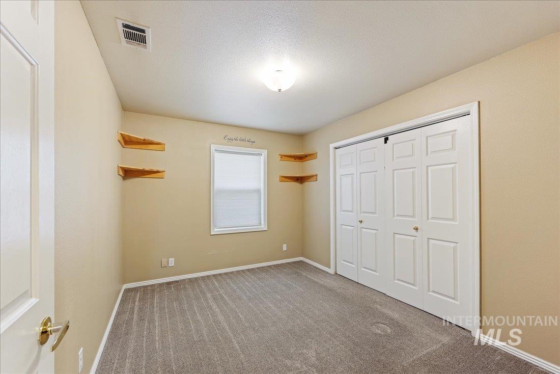 37 Valley Vista Dr, Garden Valley, Idaho 83622, 5 Bedrooms, 2.5 Bathrooms, Residential For Sale, Price $950,000,MLS 98990563