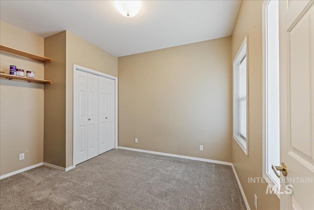 37 Valley Vista Dr, Garden Valley, Idaho 83622, 5 Bedrooms, 2.5 Bathrooms, Residential For Sale, Price $950,000,MLS 98990563