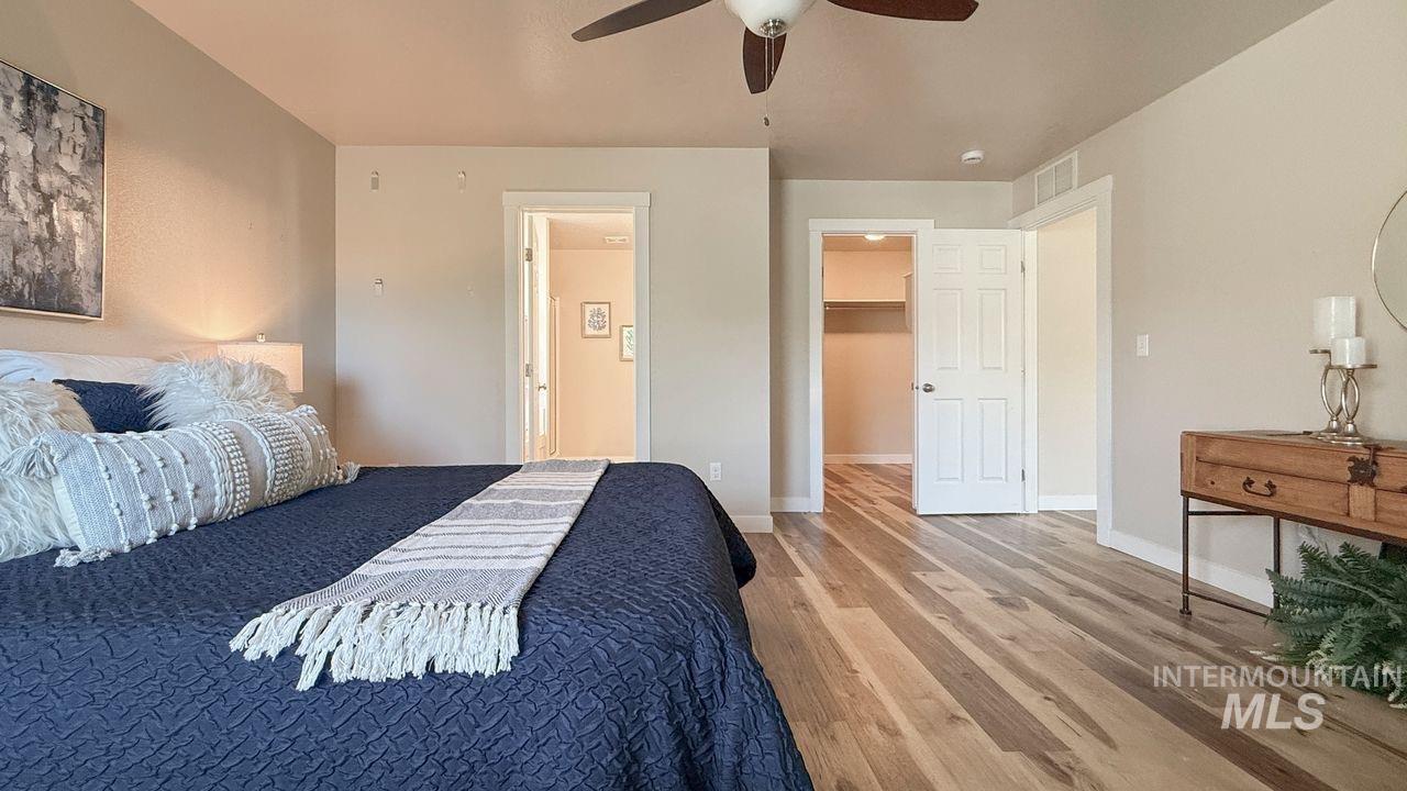 647 S Weston Creek Loop, Nampa, Idaho 83686, 3 Bedrooms, 2.5 Bathrooms, Residential For Sale, Price $460,000,MLS 98990564