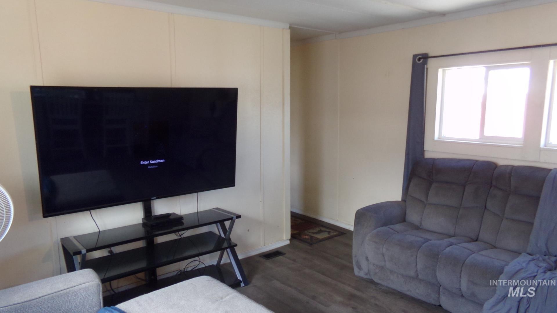 628 Burrell Ave., Lewiston, Idaho 93501, 2 Bedrooms, 1 Bathroom, Residential For Sale, Price $29,500,MLS 98990566