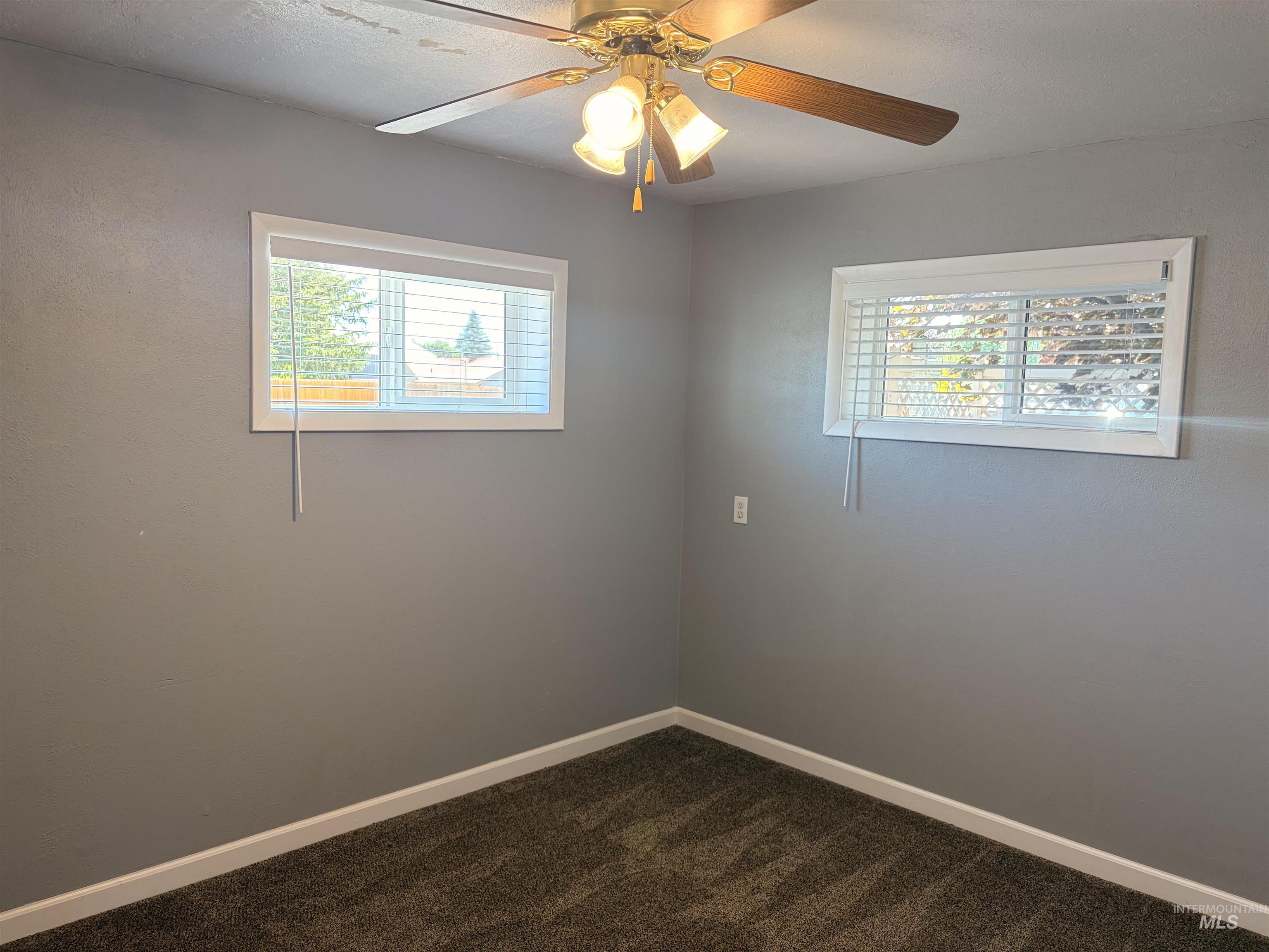 219 North 1st East Street, Paul, Idaho 83347, 3 Bedrooms, 2 Bathrooms, Residential For Sale, Price $215,000,MLS 98990570
