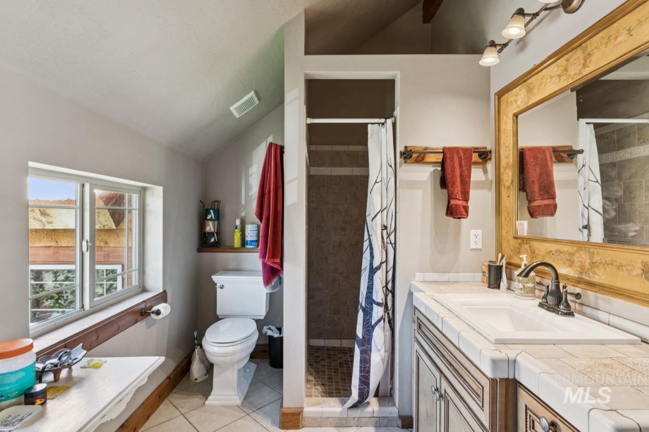 2326 Private Rd, Cambridge, Idaho 83610, 3 Bedrooms, 2.5 Bathrooms, Residential For Sale, Price $1,375,000,MLS 98990571
