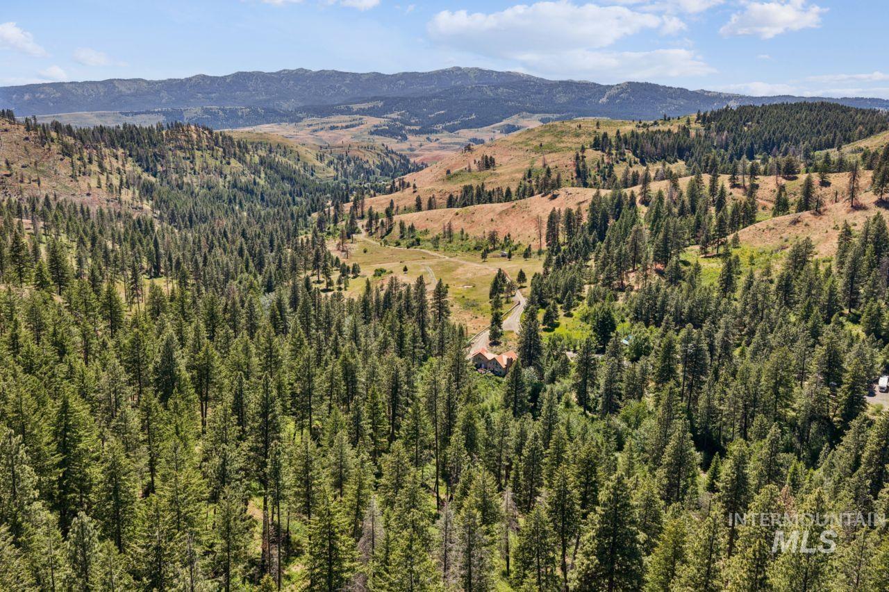 2326 Private Rd, Cambridge, Idaho 83610, 3 Bedrooms, 2.5 Bathrooms, Residential For Sale, Price $1,375,000,MLS 98990571