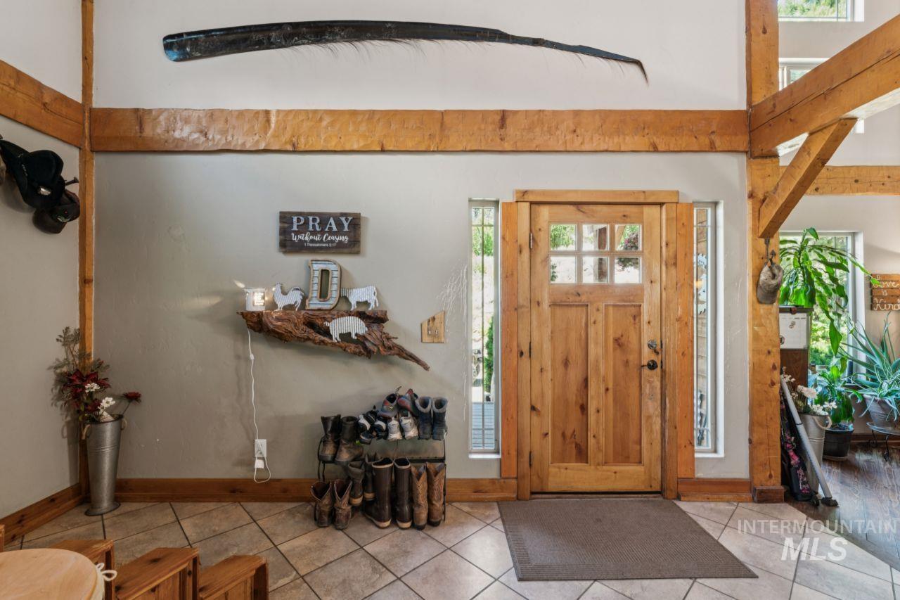 2326 Private Rd, Cambridge, Idaho 83610, 3 Bedrooms, 2.5 Bathrooms, Residential For Sale, Price $1,375,000,MLS 98990571