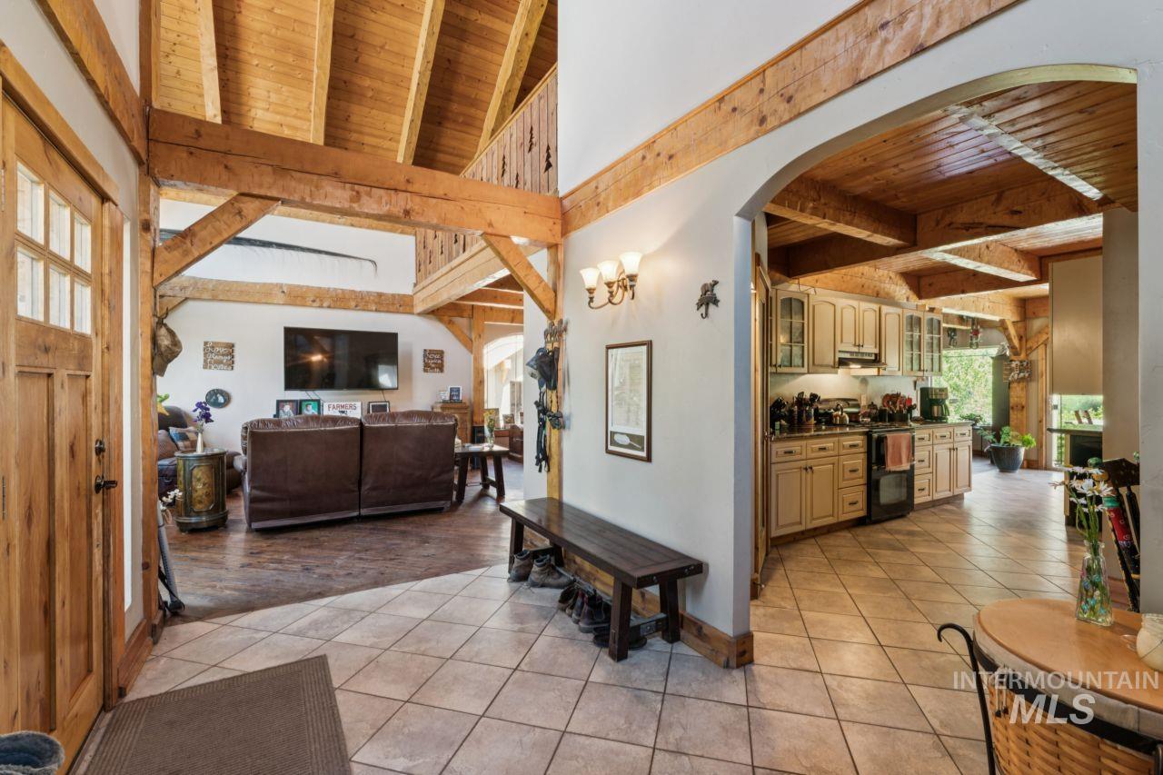 2326 Private Rd, Cambridge, Idaho 83610, 3 Bedrooms, 2.5 Bathrooms, Residential For Sale, Price $1,375,000,MLS 98990571