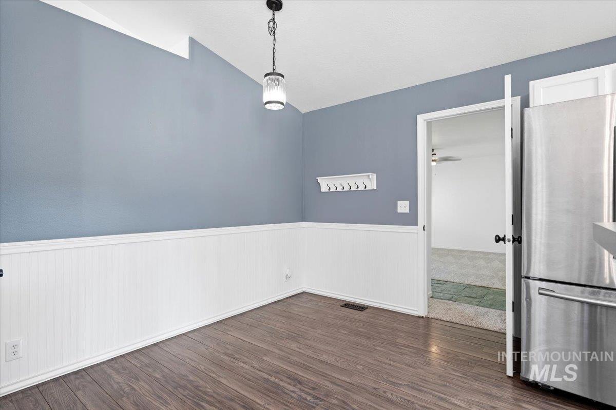 737 S Muscovy Avenue, Meridian, Idaho 83642, 3 Bedrooms, 2 Bathrooms, Residential For Sale, Price $434,500,MLS 98990573