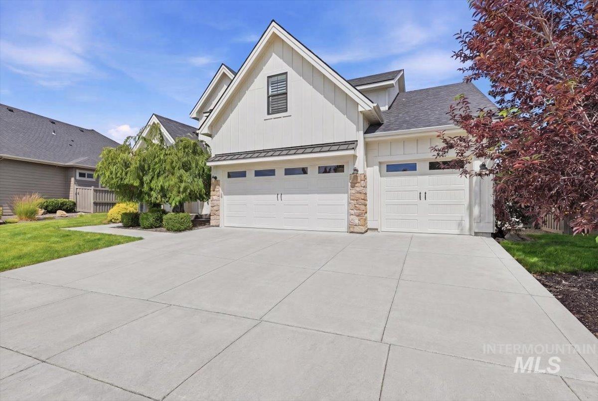1790 N Black Forest Way, Eagle, Idaho 83616, 4 Bedrooms, 3.5 Bathrooms, Residential For Sale, Price $1,100,000,MLS 98990574
