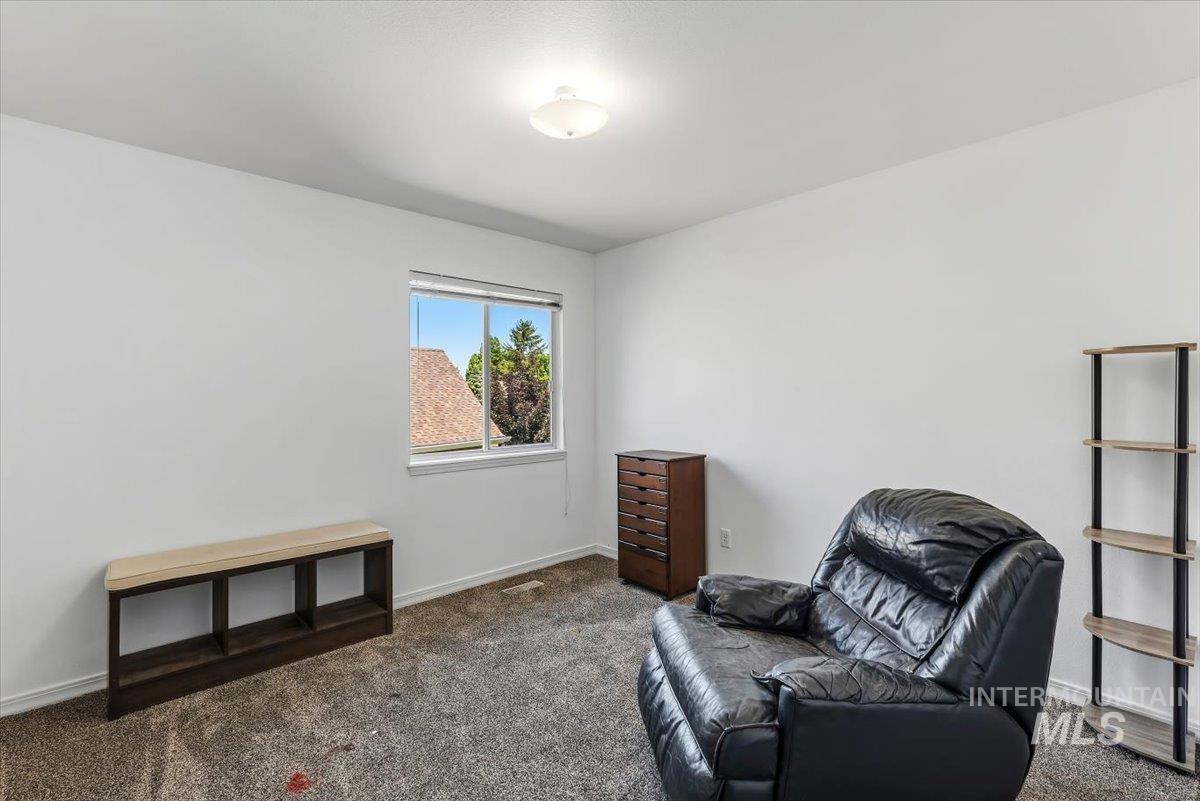 8001 W Innsbrook Ct, Boise, Idaho 83704, 5 Bedrooms, 2.5 Bathrooms, Residential For Sale, Price $749,000,MLS 98990575