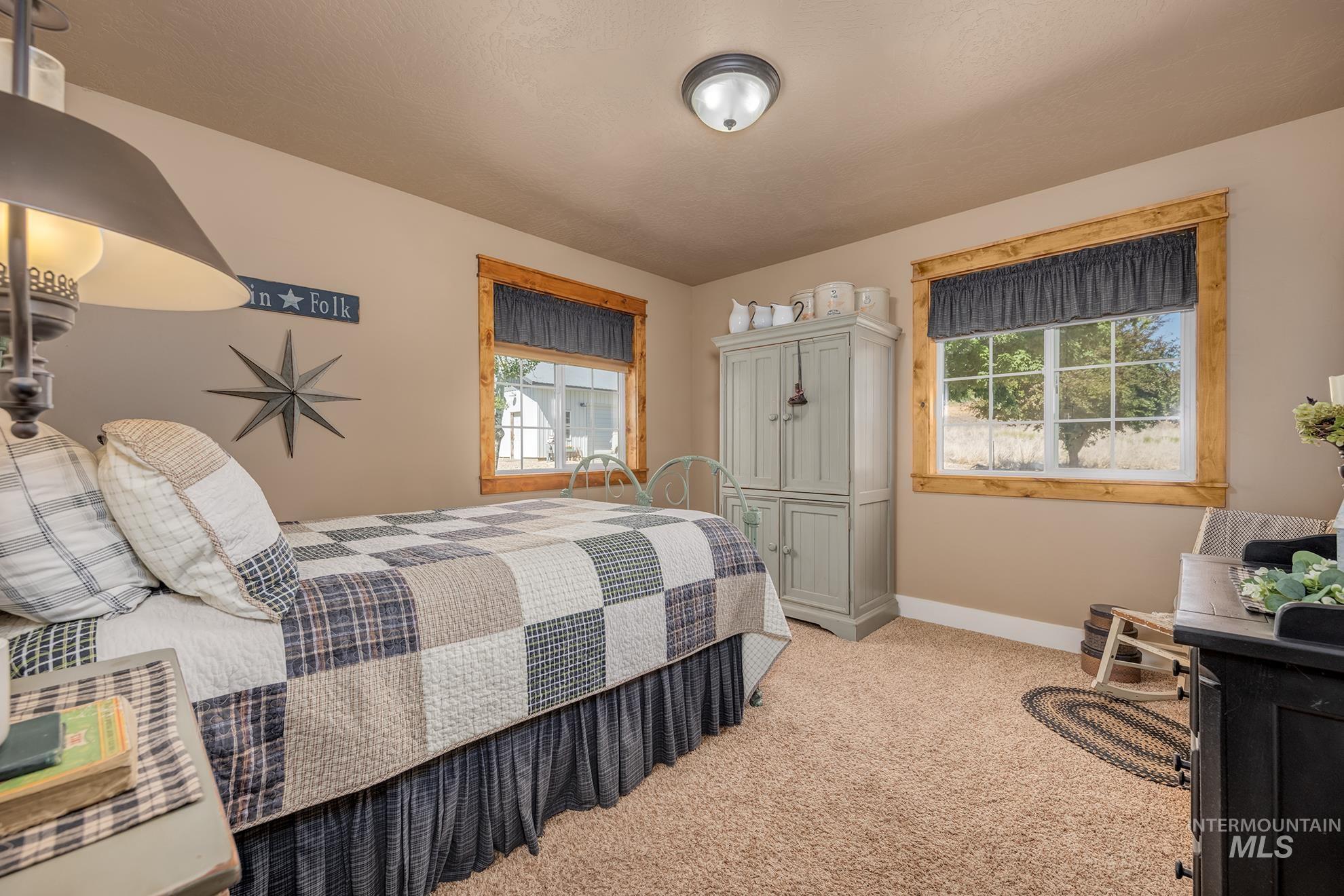1530 Ross Road, Weiser, Idaho 83672, 3 Bedrooms, 3 Bathrooms, Residential For Sale, Price $969,000,MLS 98990577