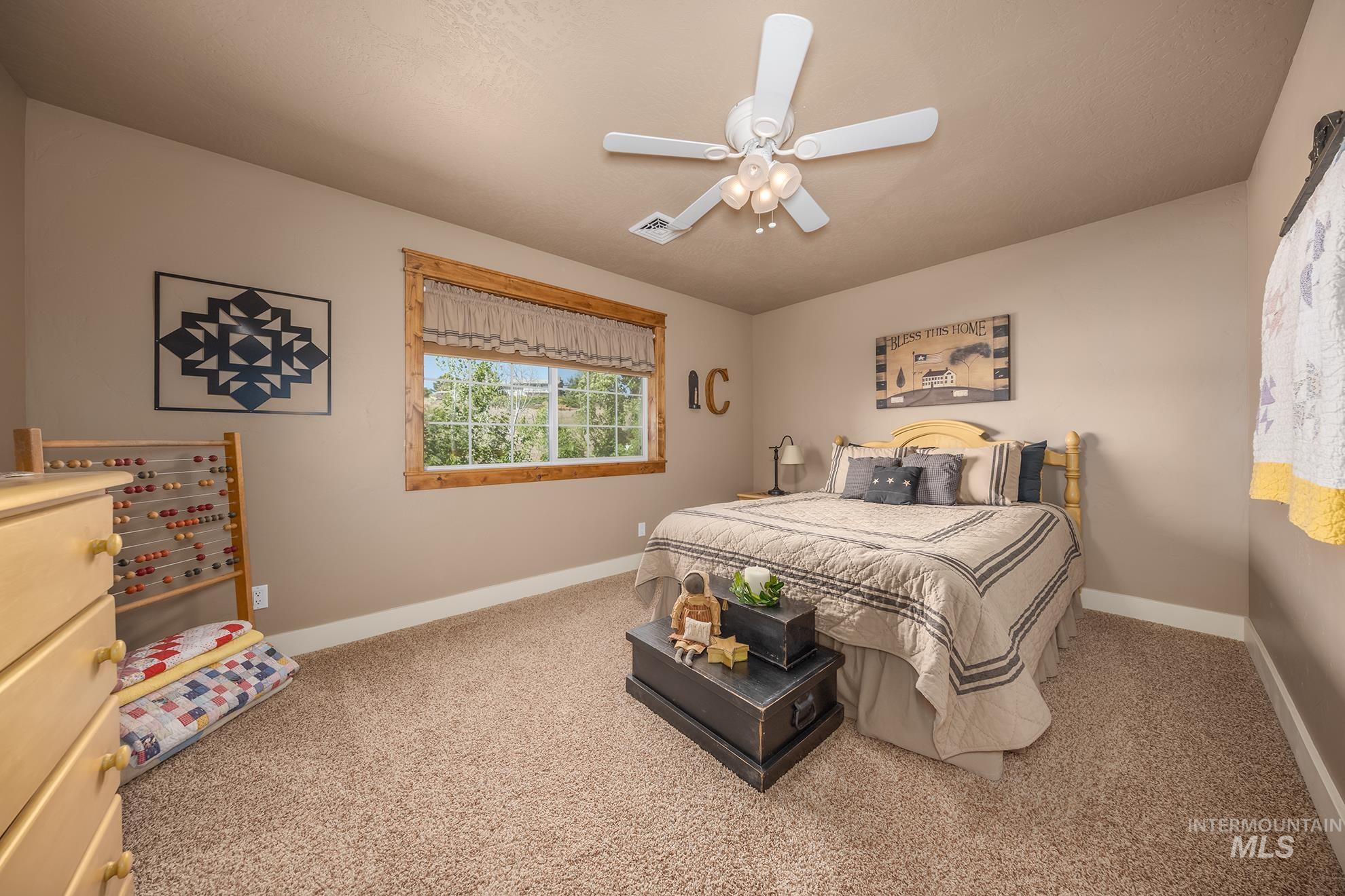 1530 Ross Road, Weiser, Idaho 83672, 3 Bedrooms, 3 Bathrooms, Residential For Sale, Price $969,000,MLS 98990577