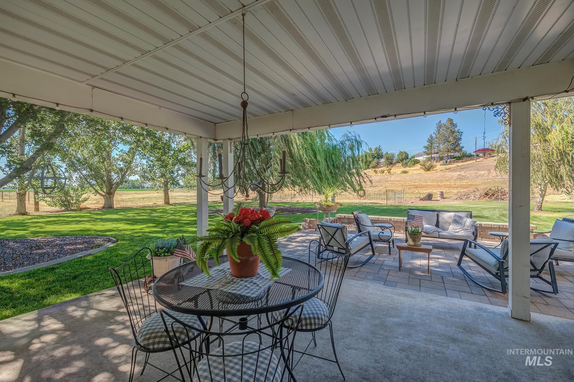 1530 Ross Road, Weiser, Idaho 83672, 3 Bedrooms, 3 Bathrooms, Residential For Sale, Price $969,000,MLS 98990577
