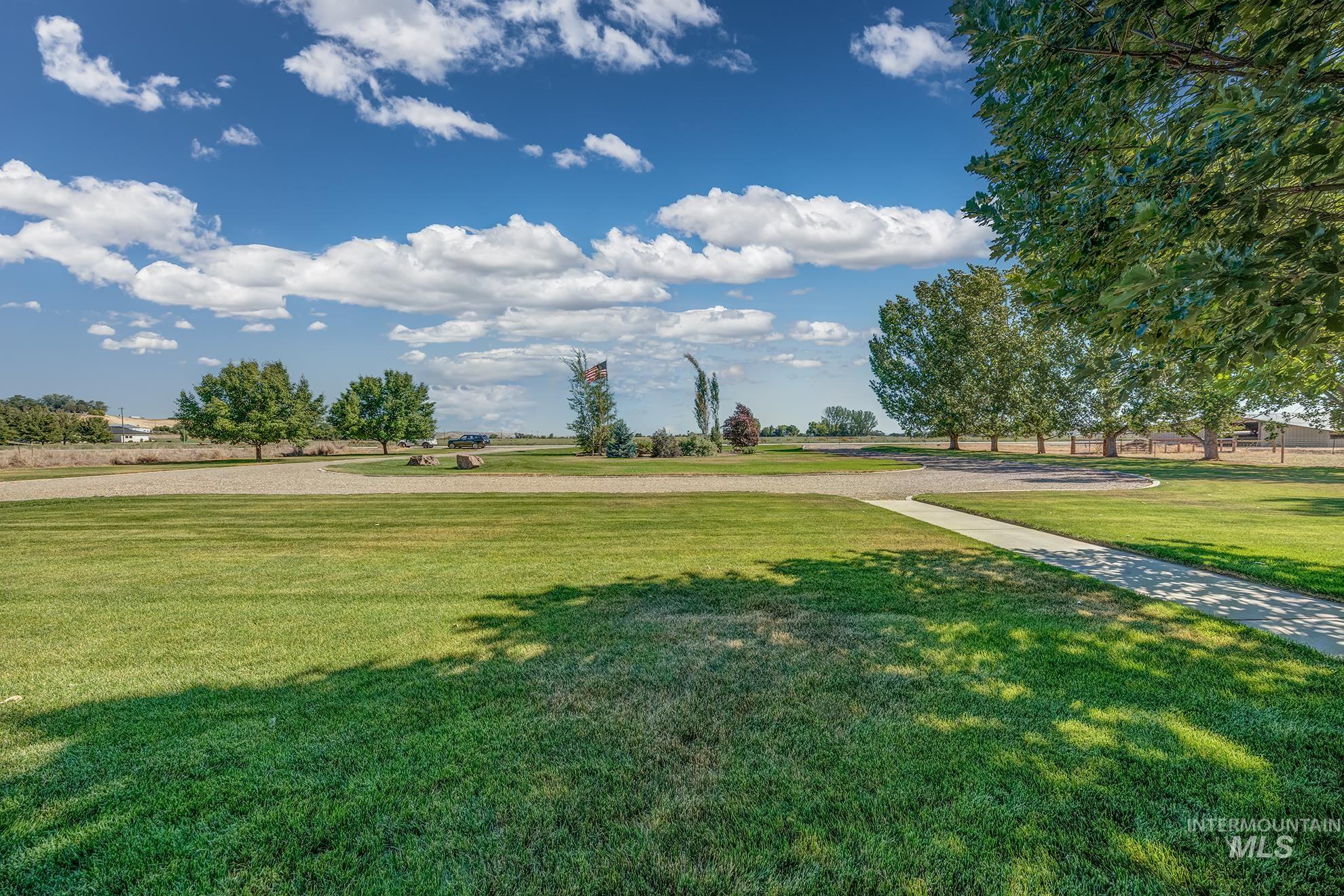 1530 Ross Road, Weiser, Idaho 83672, 3 Bedrooms, 3 Bathrooms, Residential For Sale, Price $969,000,MLS 98990577