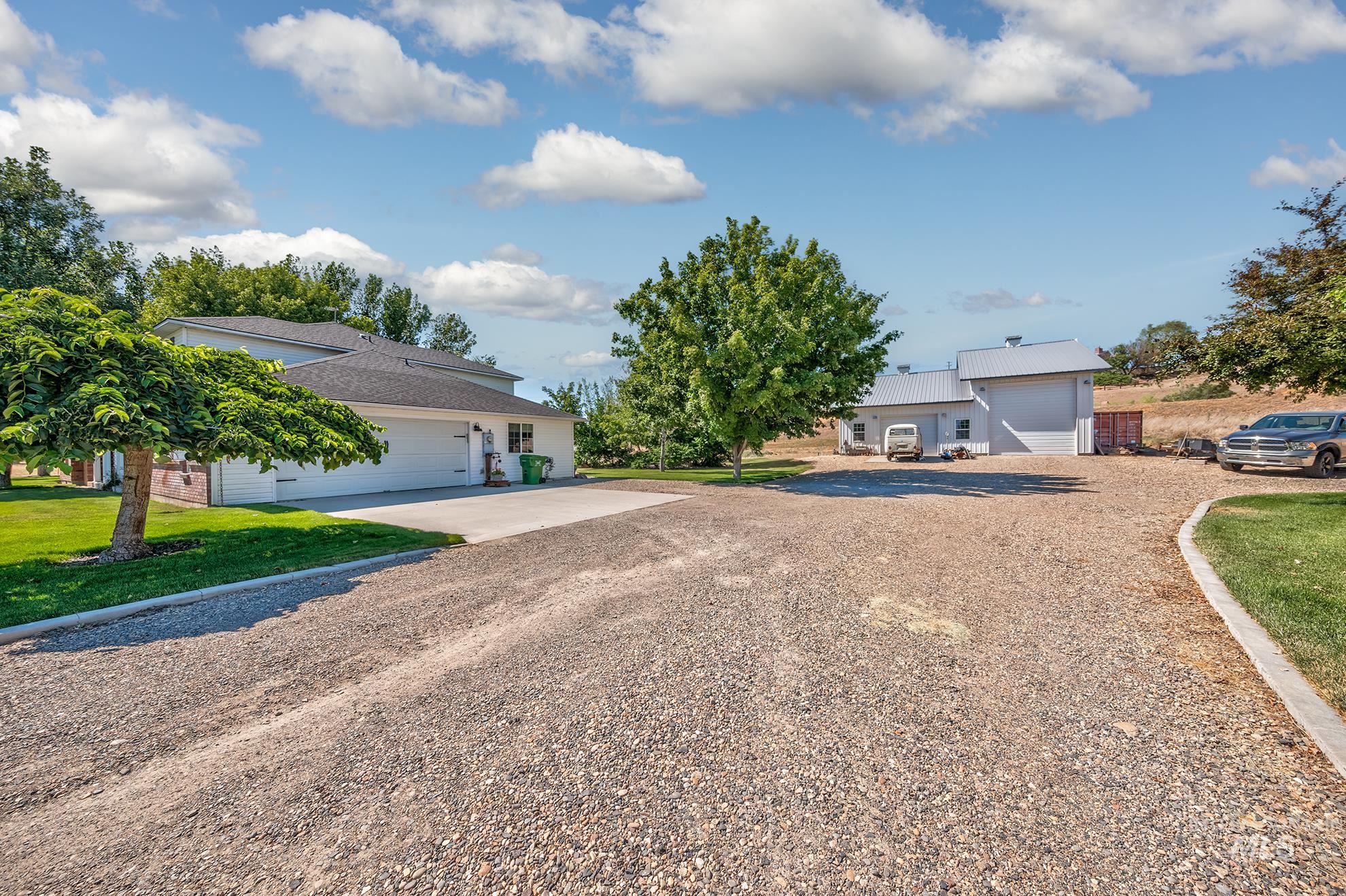 1530 Ross Road, Weiser, Idaho 83672, 3 Bedrooms, 3 Bathrooms, Residential For Sale, Price $969,000,MLS 98990577