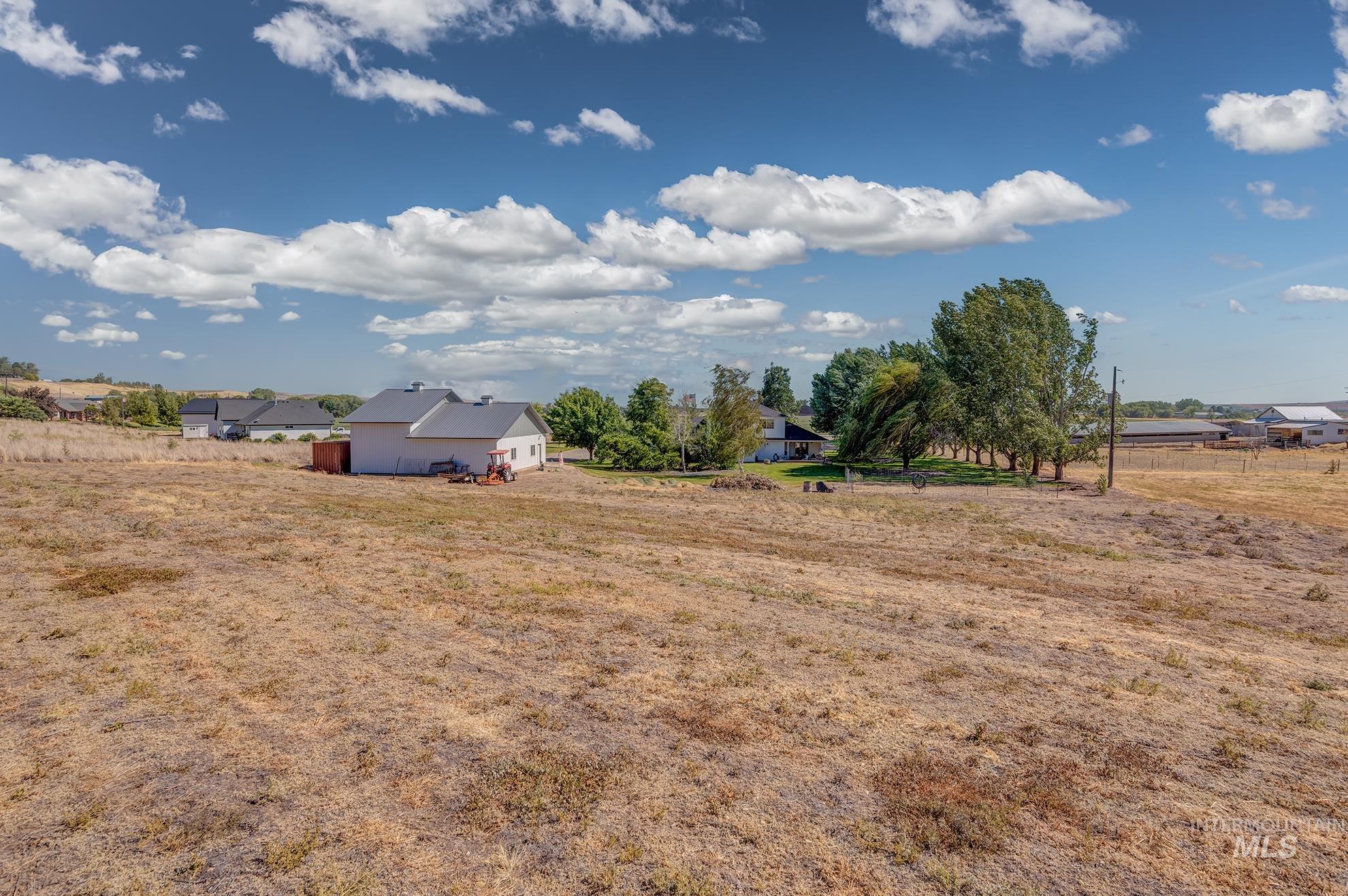 1530 Ross Road, Weiser, Idaho 83672, 3 Bedrooms, 3 Bathrooms, Residential For Sale, Price $969,000,MLS 98990577