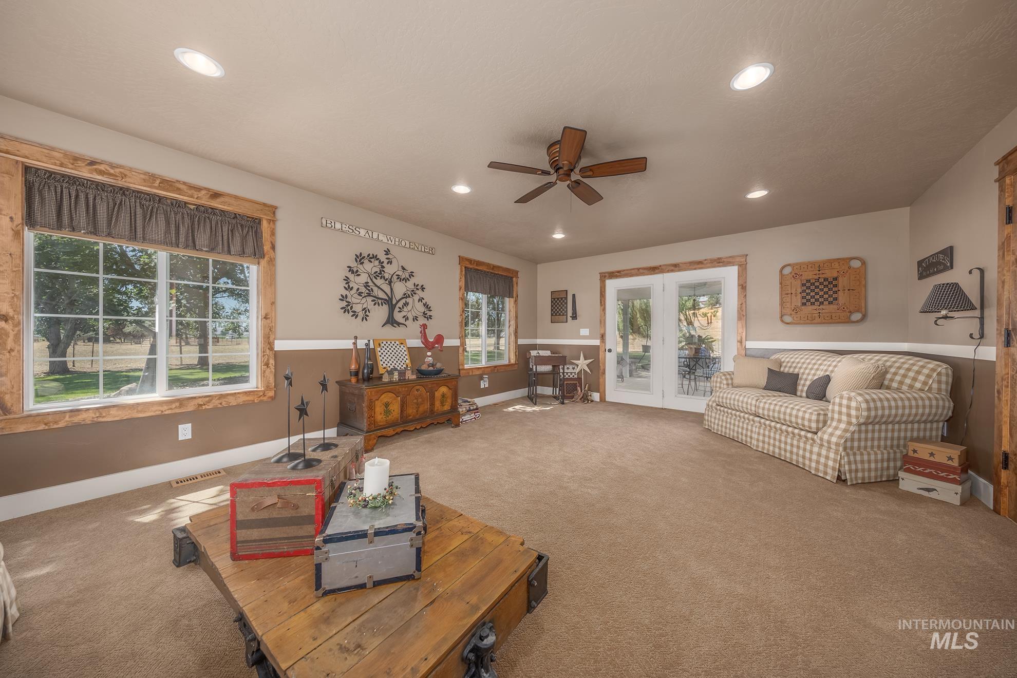 1530 Ross Road, Weiser, Idaho 83672, 3 Bedrooms, 3 Bathrooms, Residential For Sale, Price $969,000,MLS 98990577