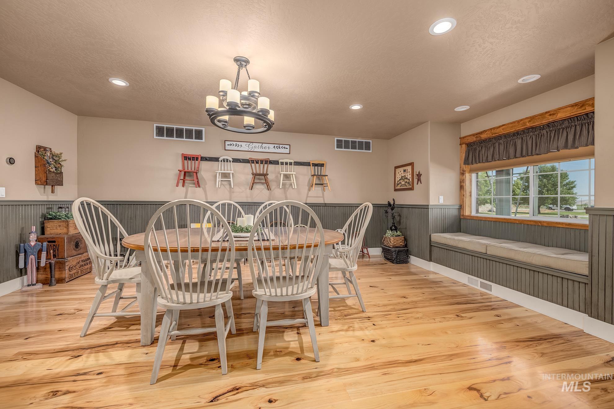 1530 Ross Road, Weiser, Idaho 83672, 3 Bedrooms, 3 Bathrooms, Residential For Sale, Price $969,000,MLS 98990577