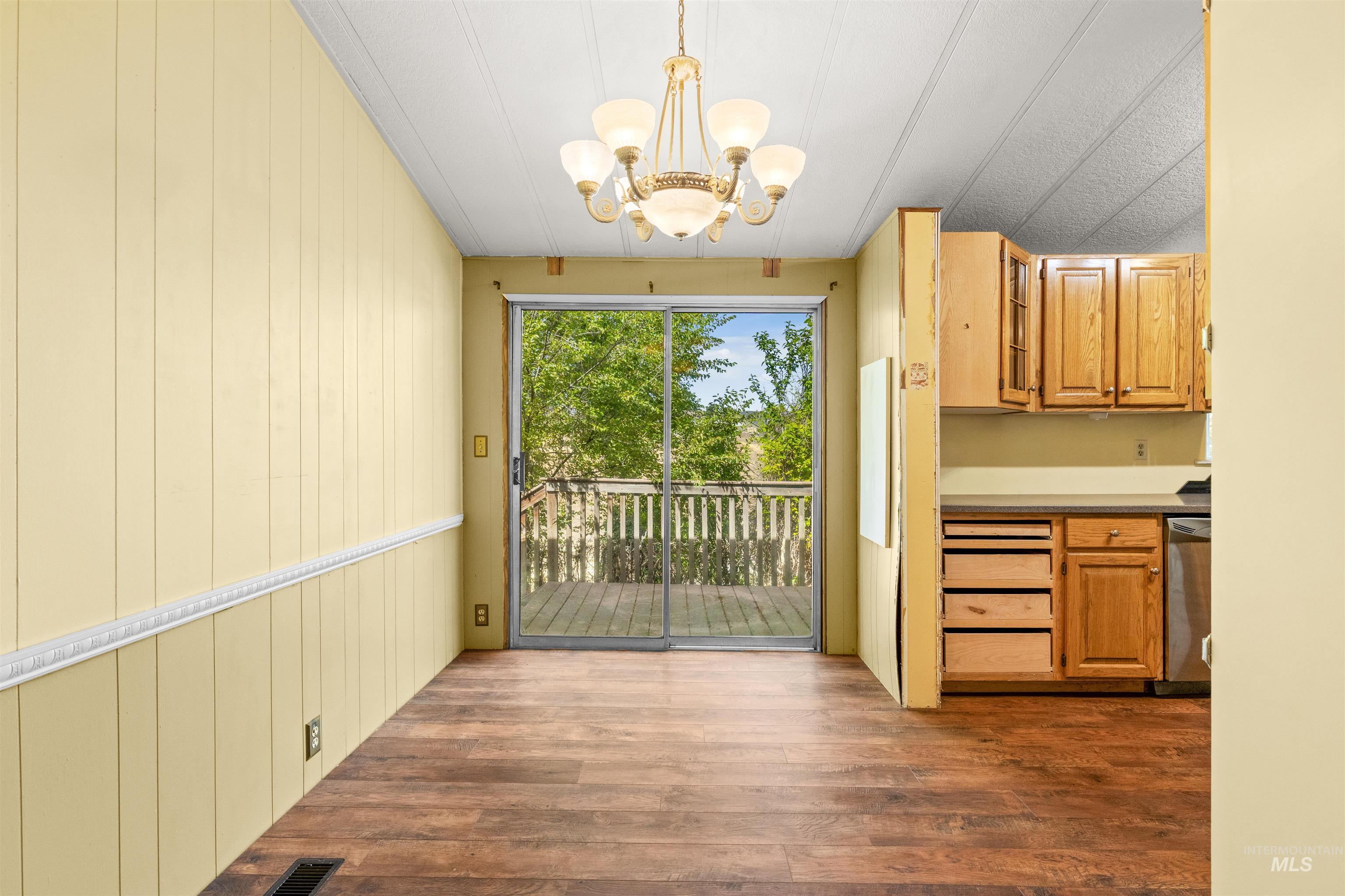 1752 Stafford Dr, Clarkston, Washington 99403, 4 Bedrooms, 2 Bathrooms, Residential For Sale, Price $204,500, 98990578