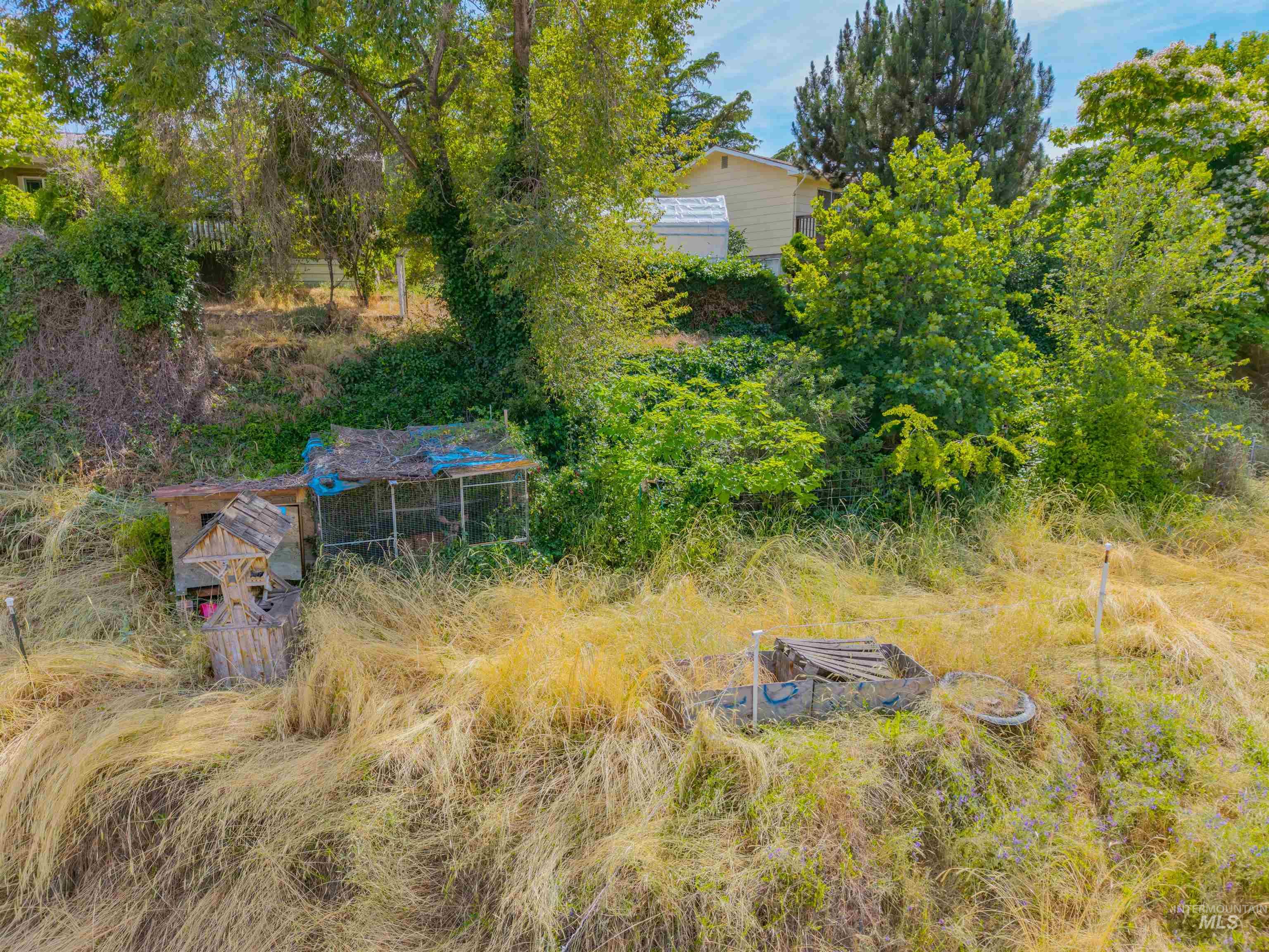 1752 Stafford Dr, Clarkston, Washington 99403, 4 Bedrooms, 2 Bathrooms, Residential For Sale, Price $204,500, 98990578