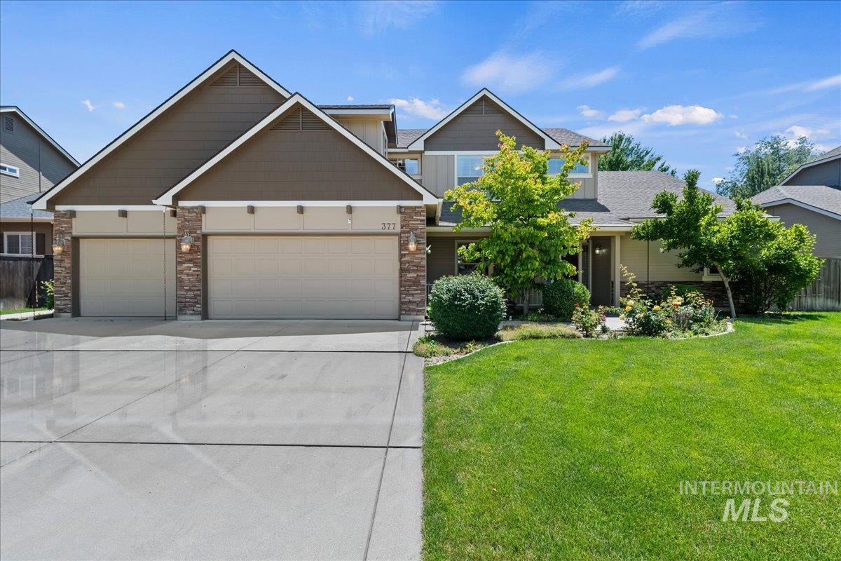 377 E Kite Dr, Eagle, Idaho 83616, 4 Bedrooms, 2.5 Bathrooms, Residential For Sale, Price $769,900, 98990579