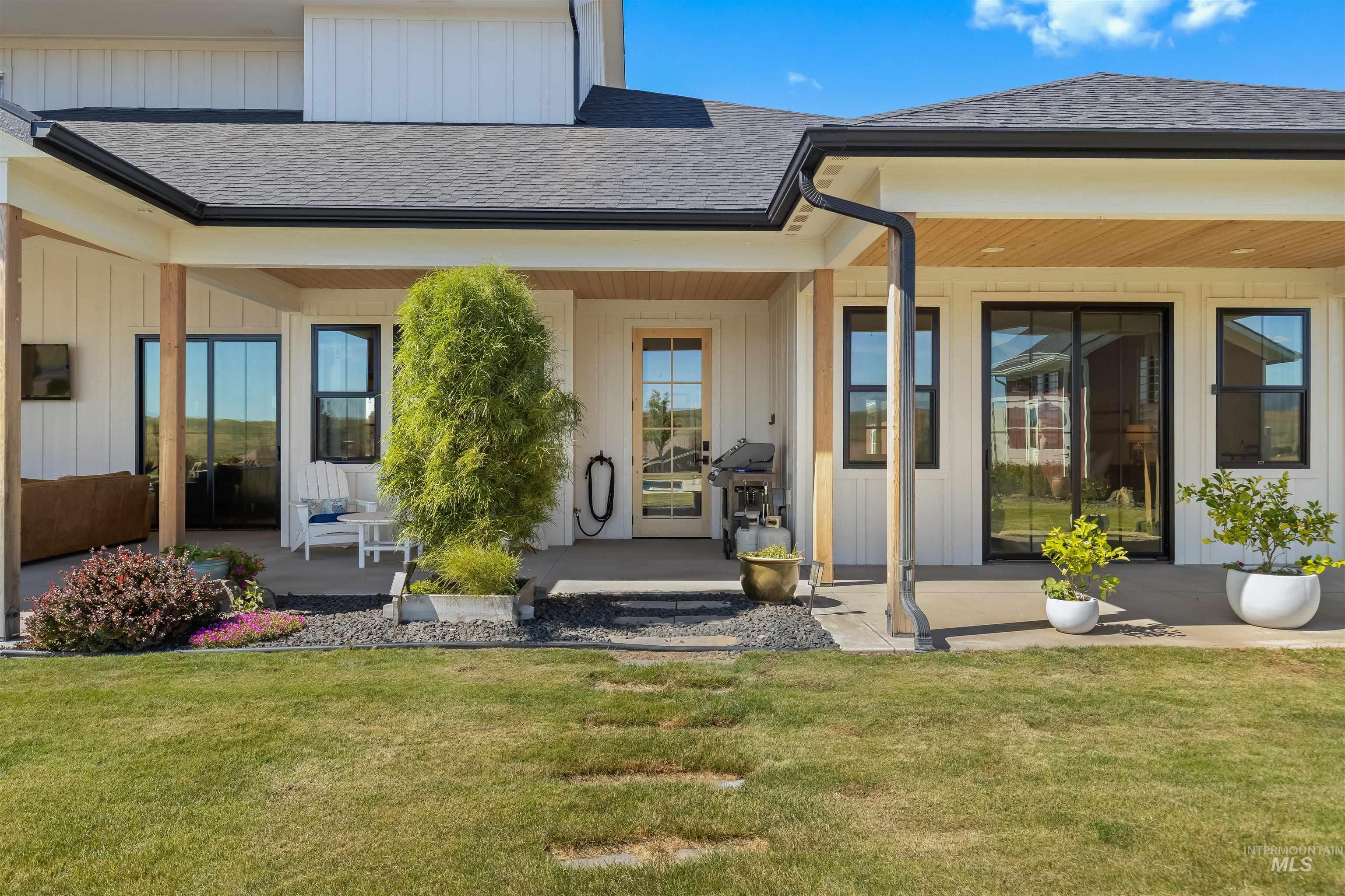 1556 Richardson Avenue, Lewiston, Idaho 83501, 3 Bedrooms, 2.5 Bathrooms, Residential For Sale, Price $2,350,000,MLS 98990580