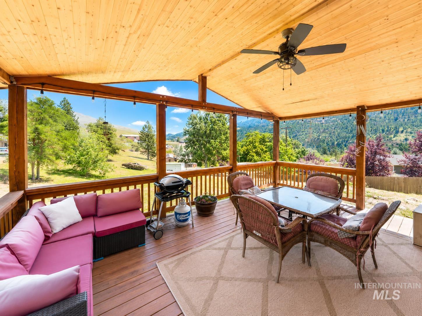 603 4th Street, Juliaetta, Idaho 83535, 3 Bedrooms, 2 Bathrooms, Residential For Sale, Price $325,000,MLS 98990583