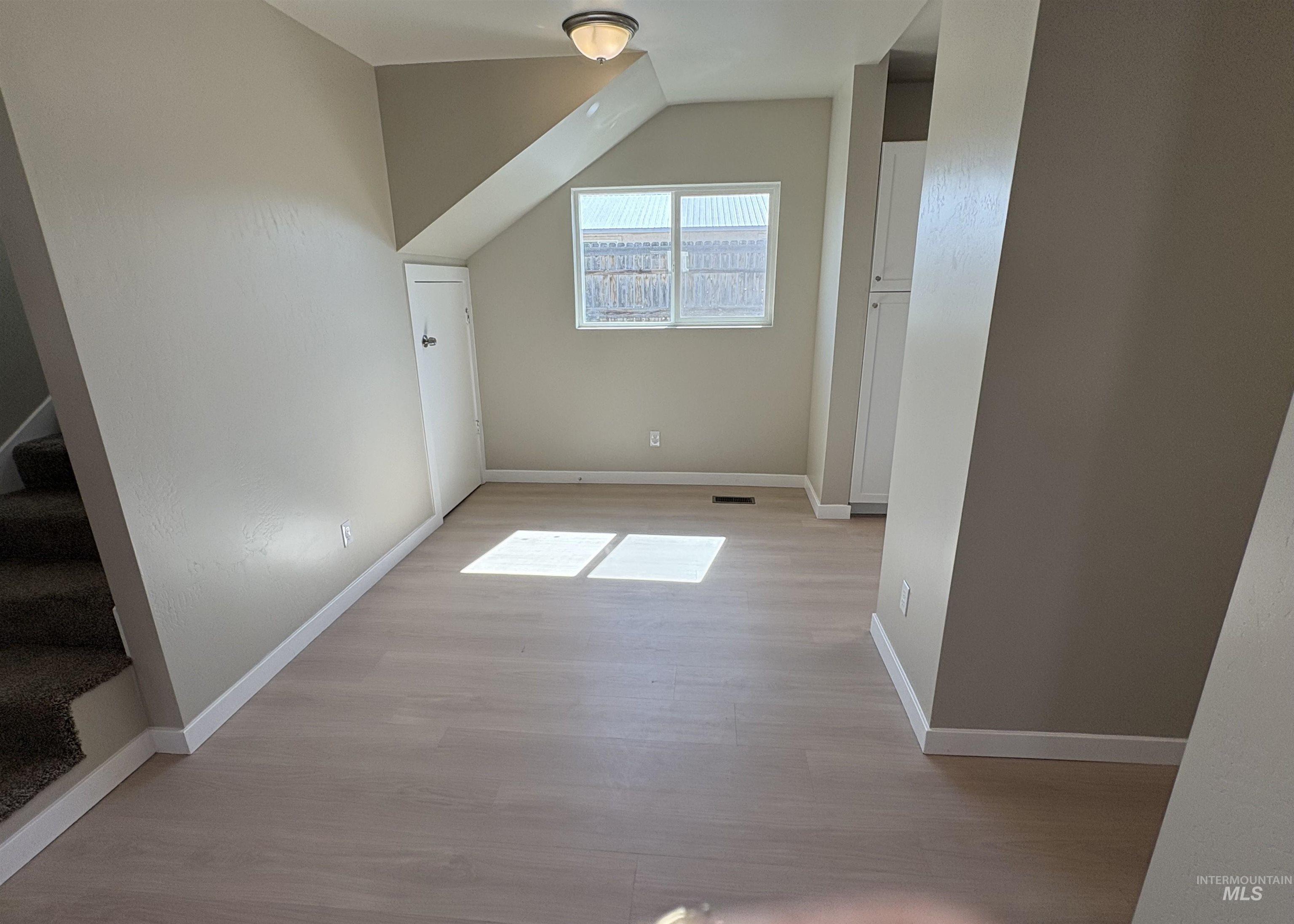 513 W Avenue B, Jerome, Idaho 83338, 3 Bedrooms, 2 Bathrooms, Residential For Sale, Price $290,000, 98990585