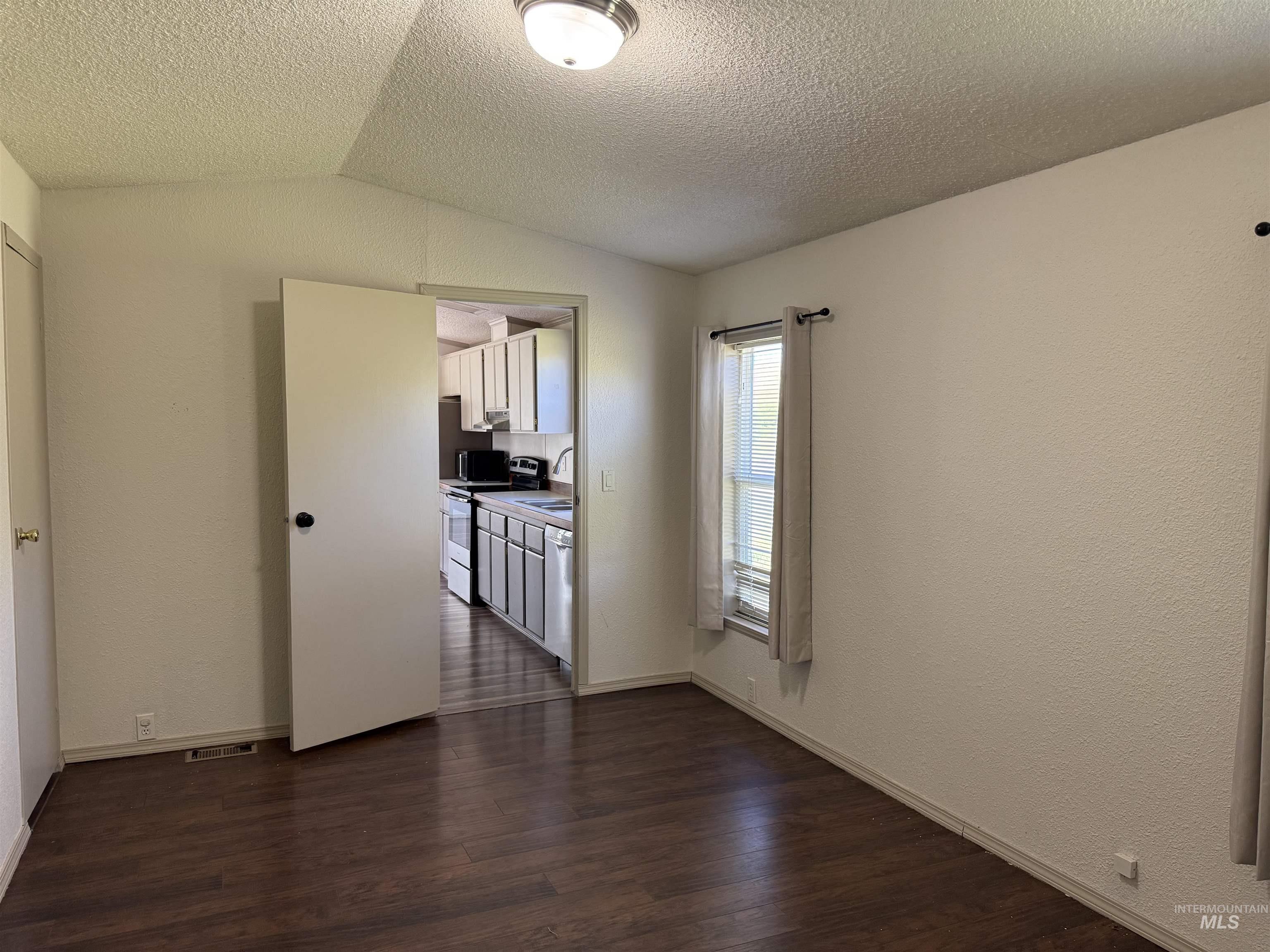 4325 Lenville #10, Moscow, Idaho 83843, 2 Bedrooms, 2 Bathrooms, Residential For Sale, Price $79,000,MLS 98990592