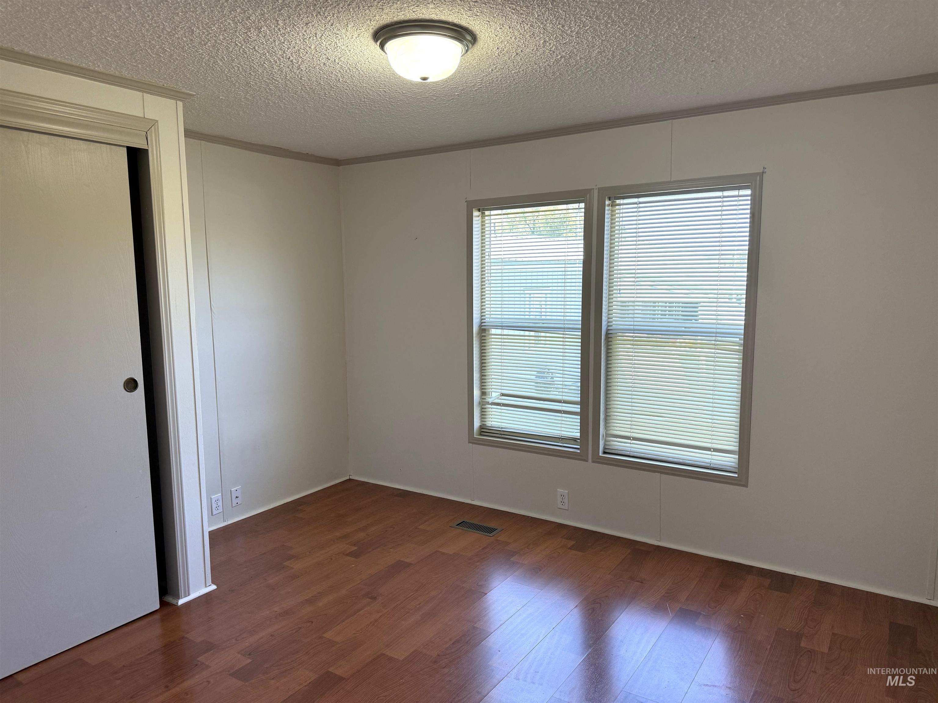 4325 Lenville #10, Moscow, Idaho 83843, 2 Bedrooms, 2 Bathrooms, Residential For Sale, Price $79,000,MLS 98990592