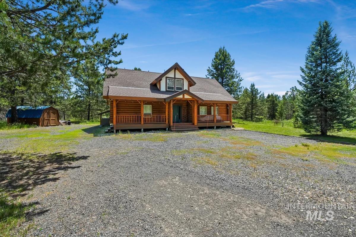12782 Cascade Dr, Donnelly, Idaho 83615, 3 Bedrooms, 2 Bathrooms, Residential For Sale, Price $775,000, 98990596