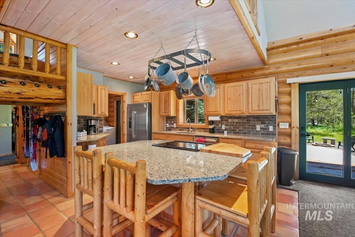 12782 Cascade Dr, Donnelly, Idaho 83615, 3 Bedrooms, 2 Bathrooms, Residential For Sale, Price $775,000, 98990596