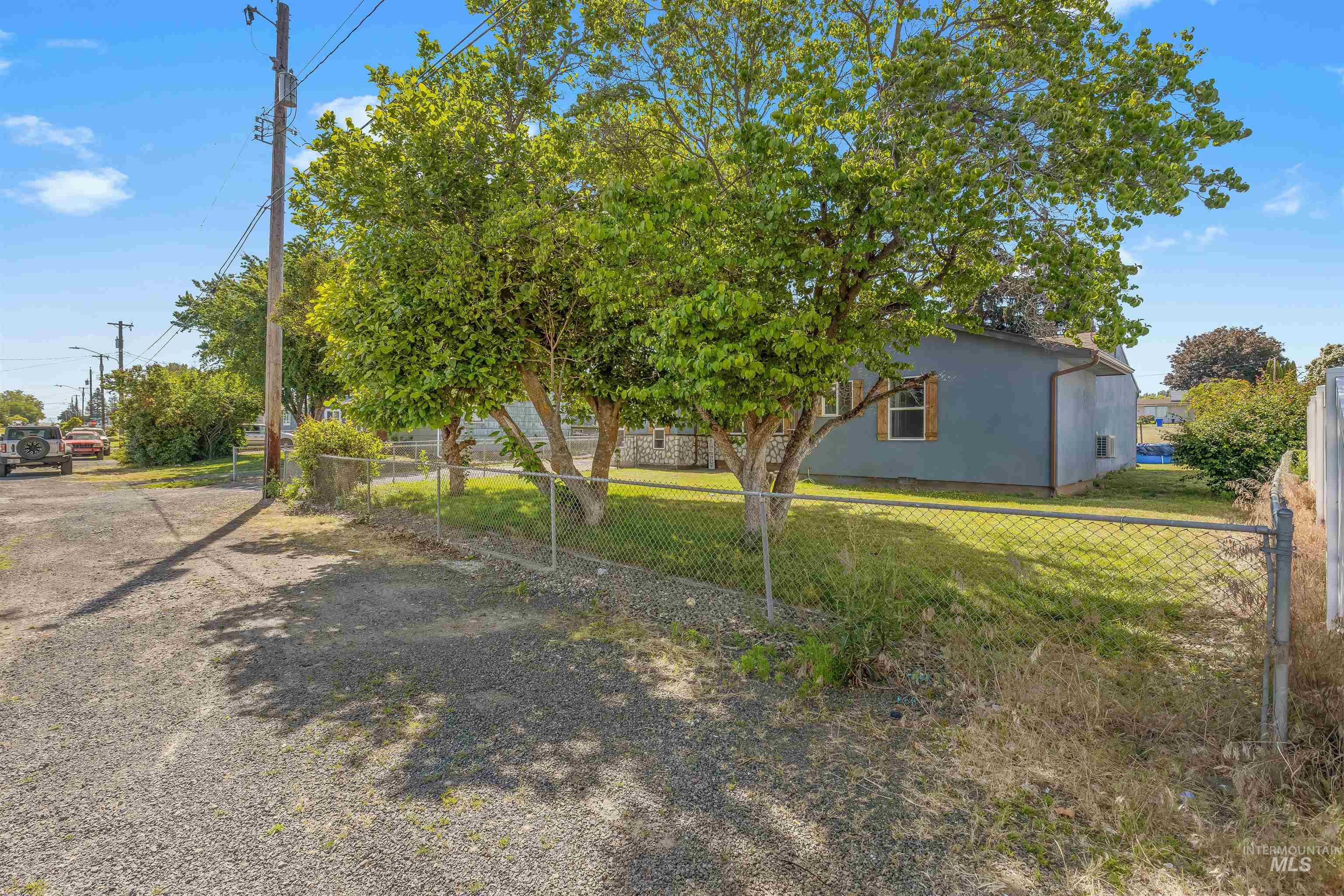 1428 Bryden Ave, Lewiston, Idaho 83501, 4 Bedrooms, 2 Bathrooms, Residential For Sale, Price $387,000,MLS 98990597
