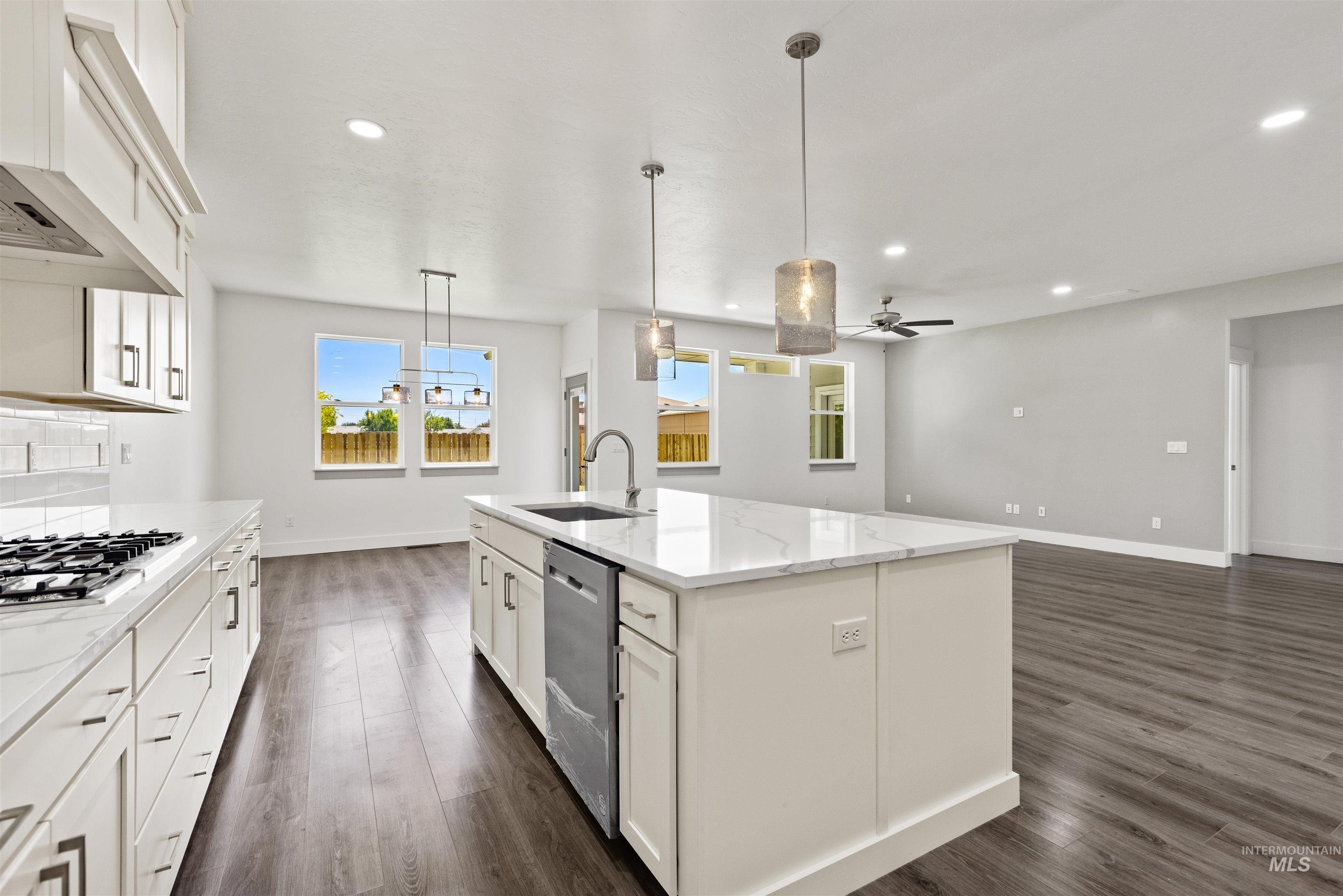 1101 W Blaine Ave, Nampa, Idaho 83651, 5 Bedrooms, 2.5 Bathrooms, Residential For Sale, Price $699,900, 98990598