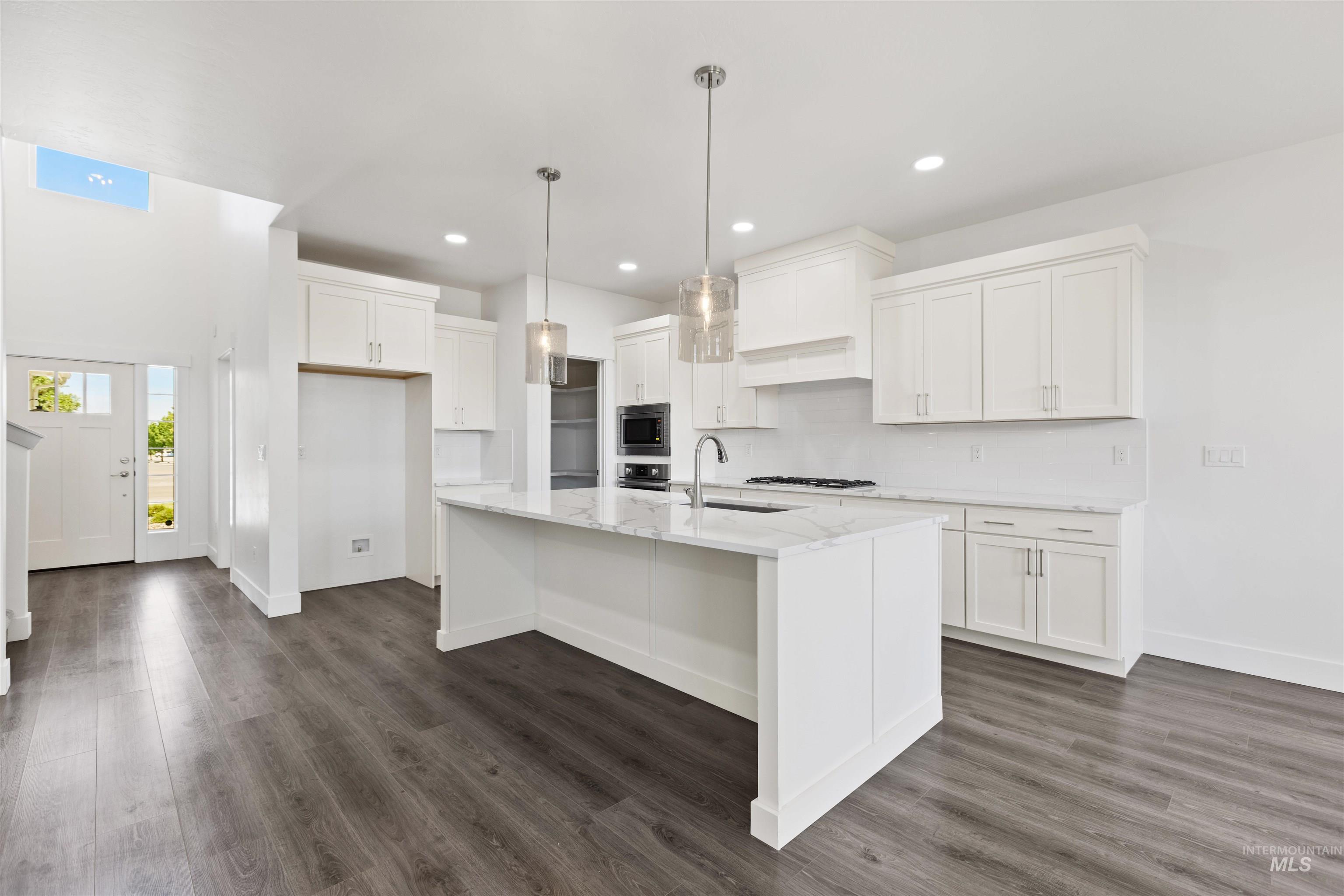 1101 W Blaine Ave, Nampa, Idaho 83651, 5 Bedrooms, 2.5 Bathrooms, Residential For Sale, Price $699,900, 98990598