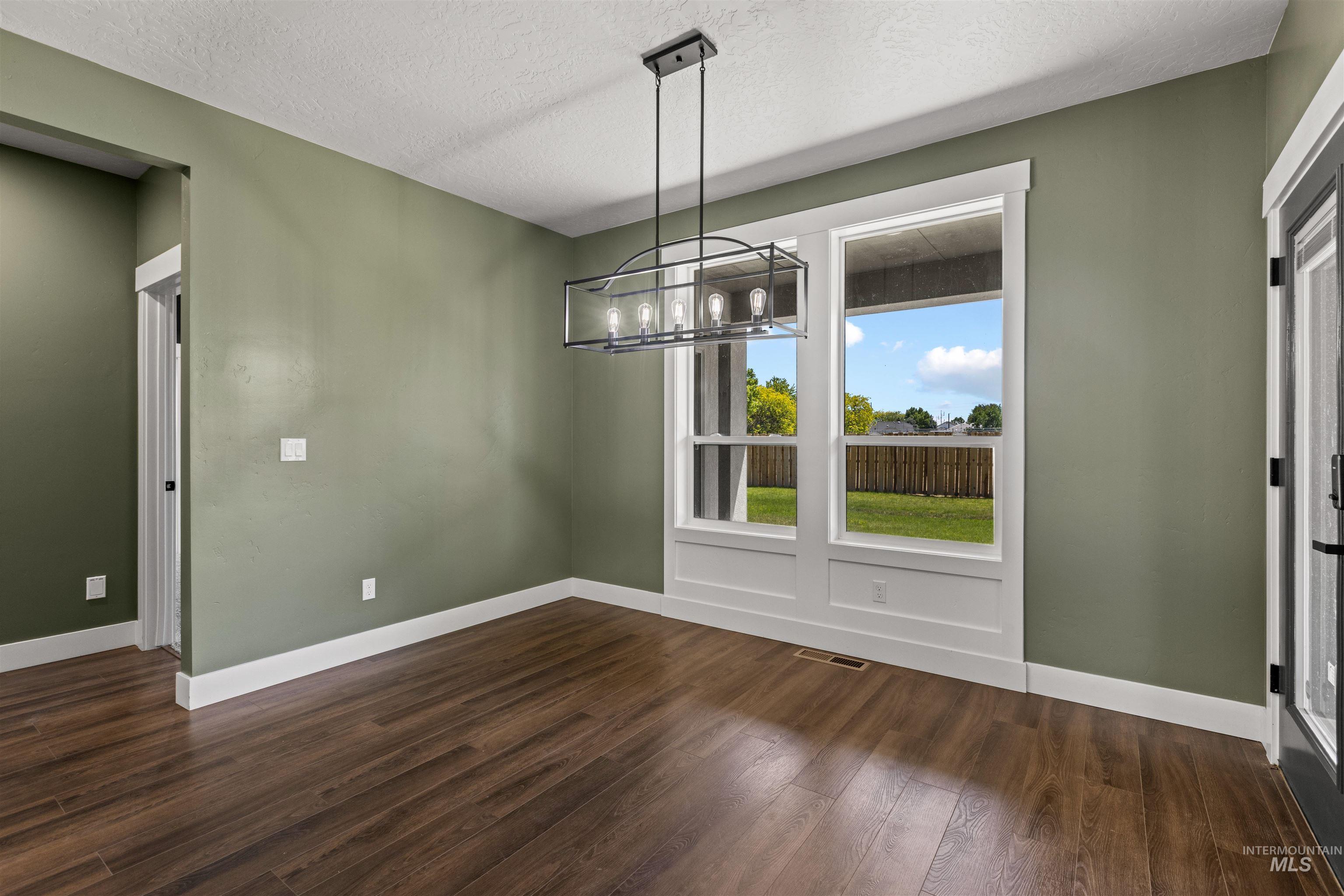 1107 W Blaine Ave, Nampa, Idaho 83651, 4 Bedrooms, 3 Bathrooms, Residential For Sale, Price $649,900,MLS 98990600