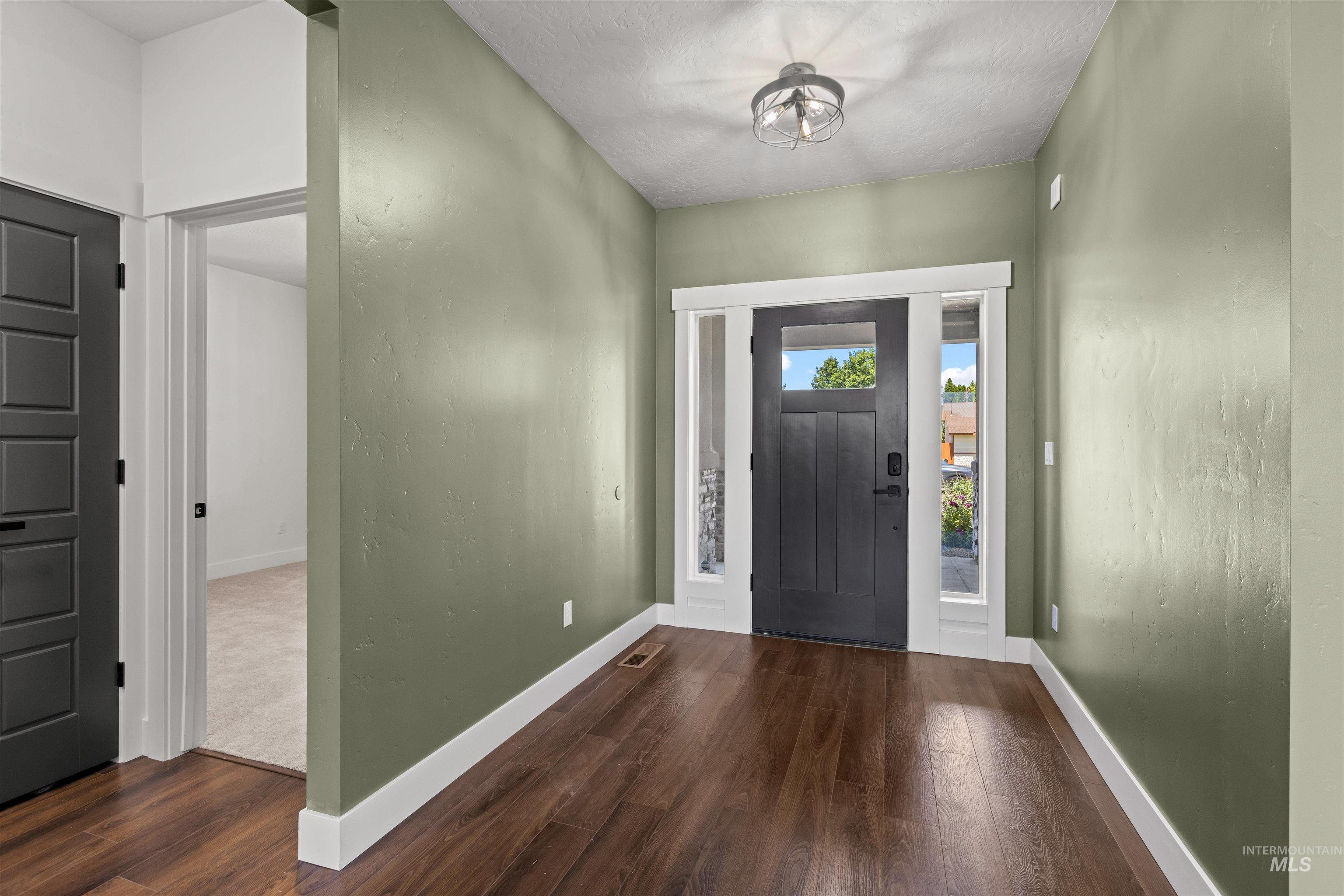 1107 W Blaine Ave, Nampa, Idaho 83651, 4 Bedrooms, 3 Bathrooms, Residential For Sale, Price $649,900,MLS 98990600