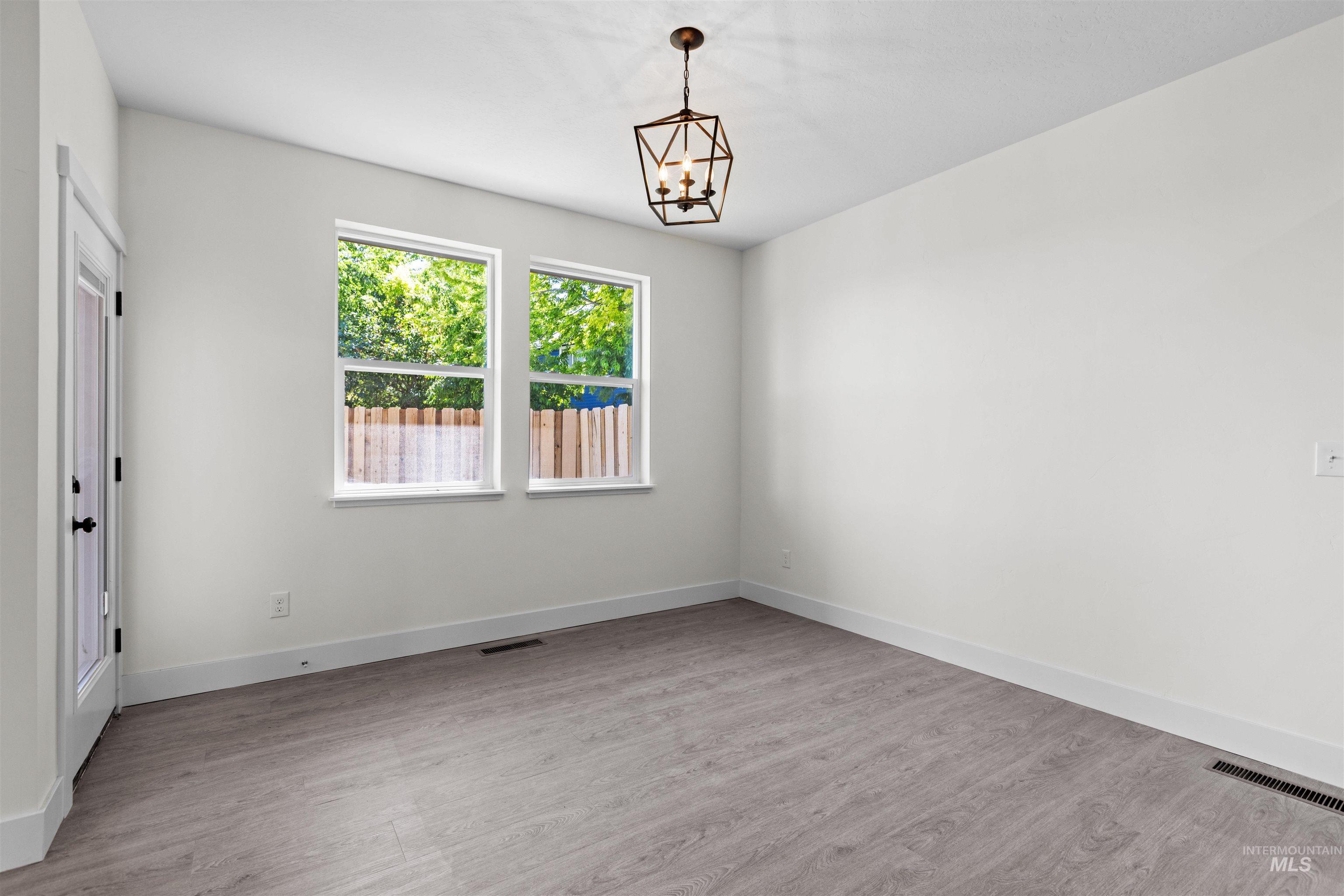 1207 W Blaine Ave, Nampa, Idaho 83651, 4 Bedrooms, 2.5 Bathrooms, Residential For Sale, Price $649,900,MLS 98990602