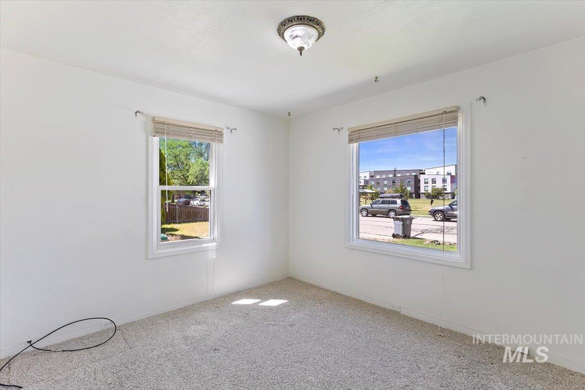 5021 Peg Street, Boise, Idaho 83705, 3 Bedrooms, 1 Bathroom, Residential For Sale, Price $389,900, 98990604