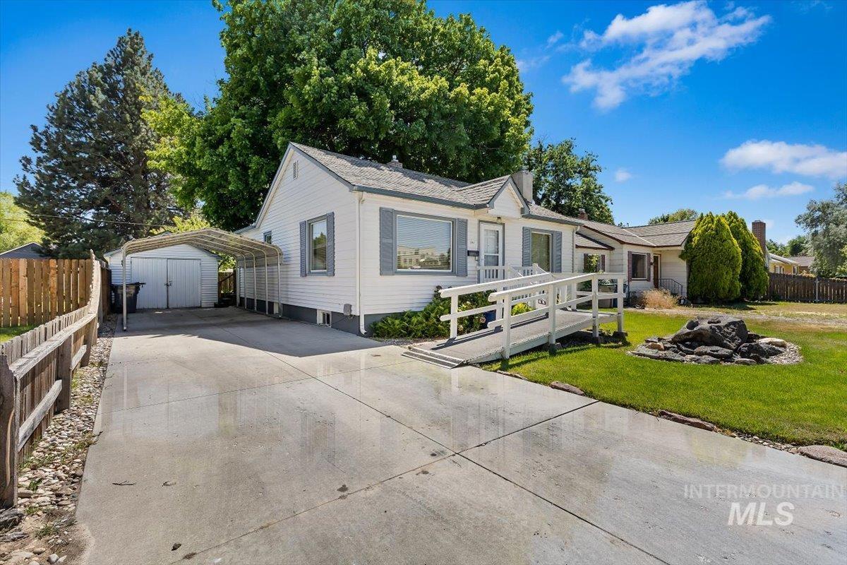 5021 Peg Street, Boise, Idaho 83705, 3 Bedrooms, 1 Bathroom, Residential For Sale, Price $389,900, 98990604