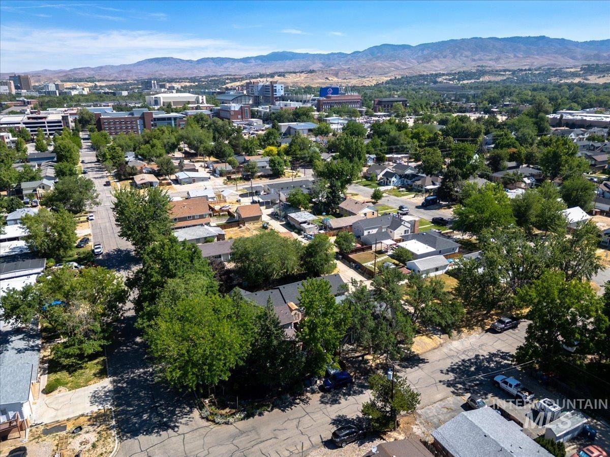 1510 W Hale, Boise, Idaho 83706, 3 Bedrooms, 1 Bathroom, Residential Income For Sale, Price $549,900, 98990606