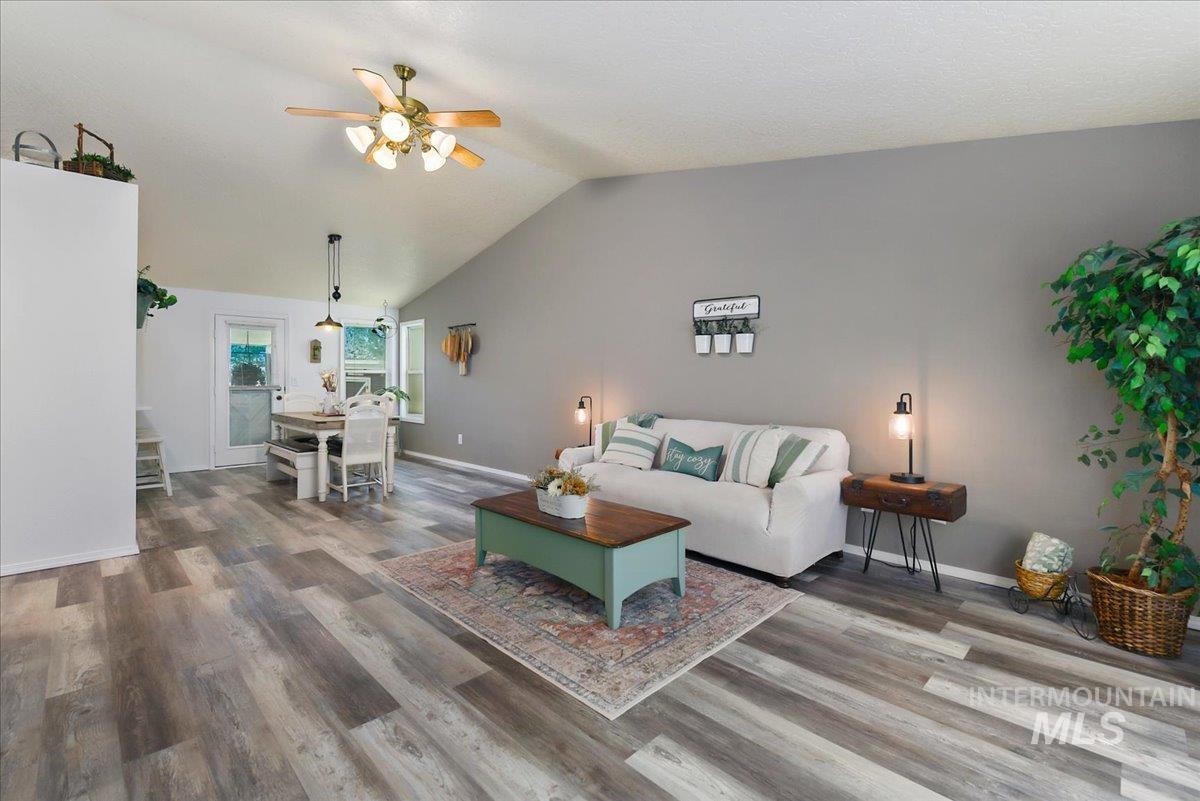 2900 Myrtlewood Way, Nampa, Idaho 83686, 3 Bedrooms, 2 Bathrooms, Residential For Sale, Price $360,000, 98990607
